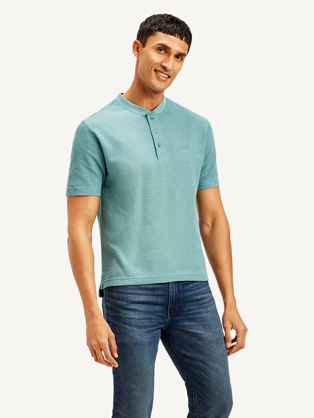 Men's Solid Slim Fit T-shirt