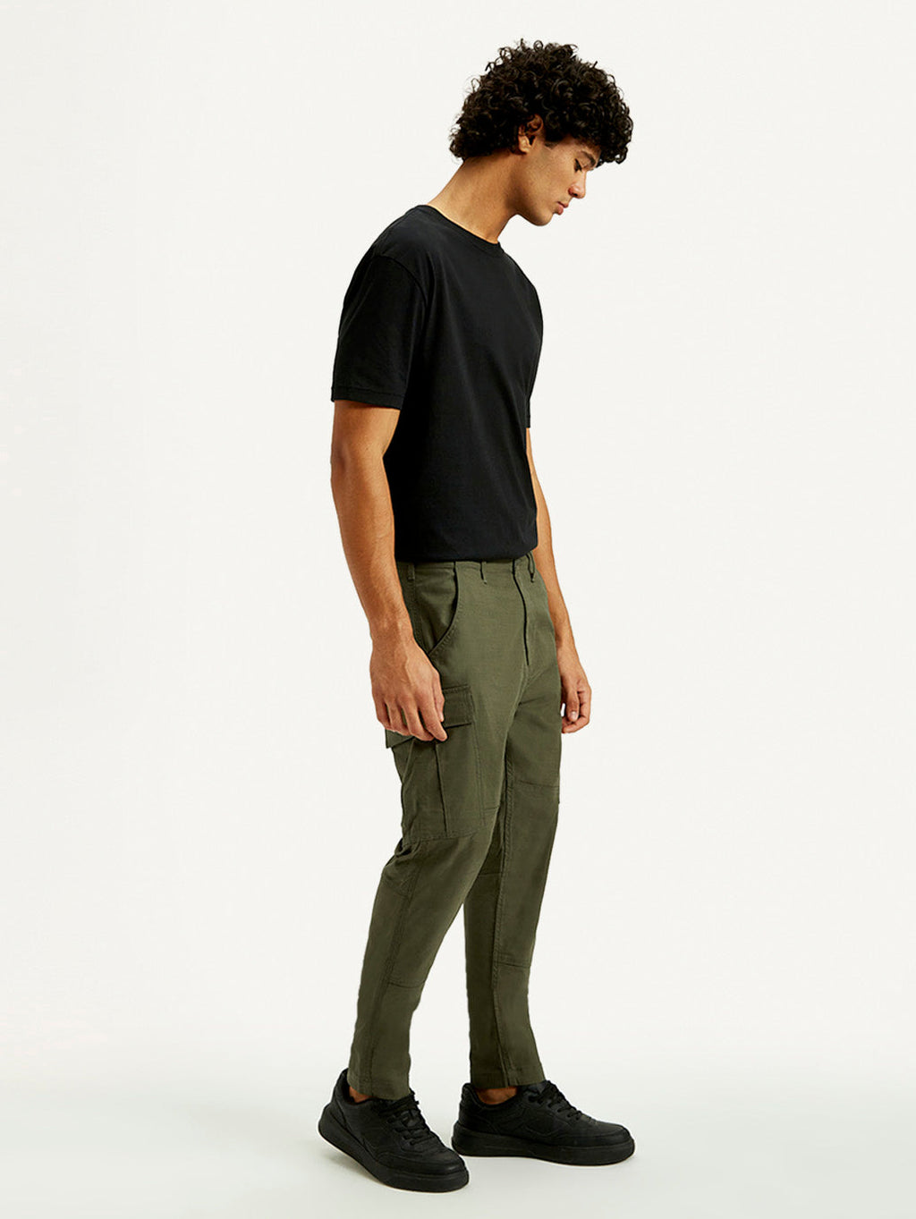 Men's Green Slim Fit Mid Rise Cargo Trousers