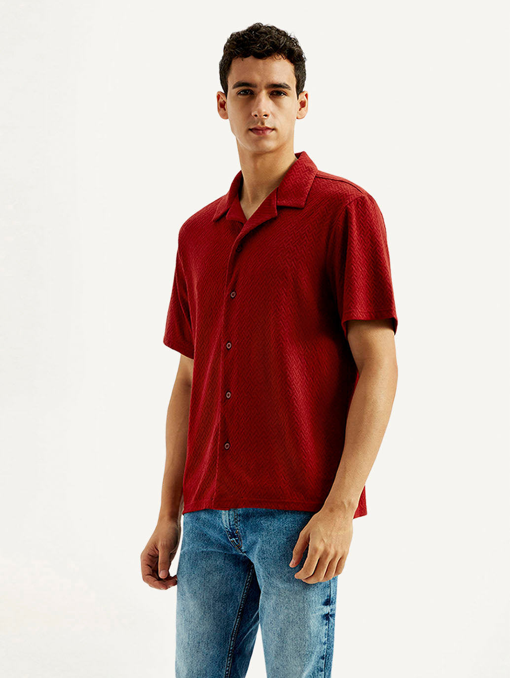 Men's Textured Relaxed Fit Resort Collar Knit Shirt