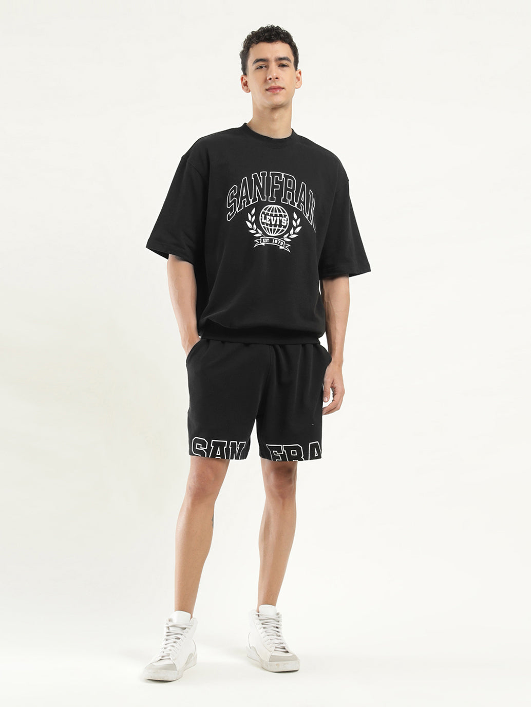 Men's Graphic Black Crew Neck T-shirt