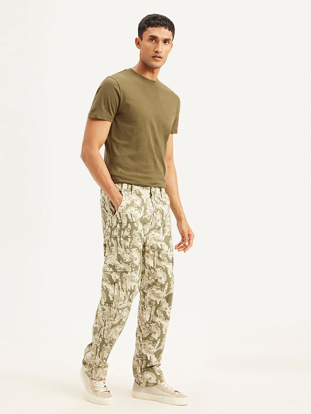 Men's Beige Loose Fit Cargo Trousers