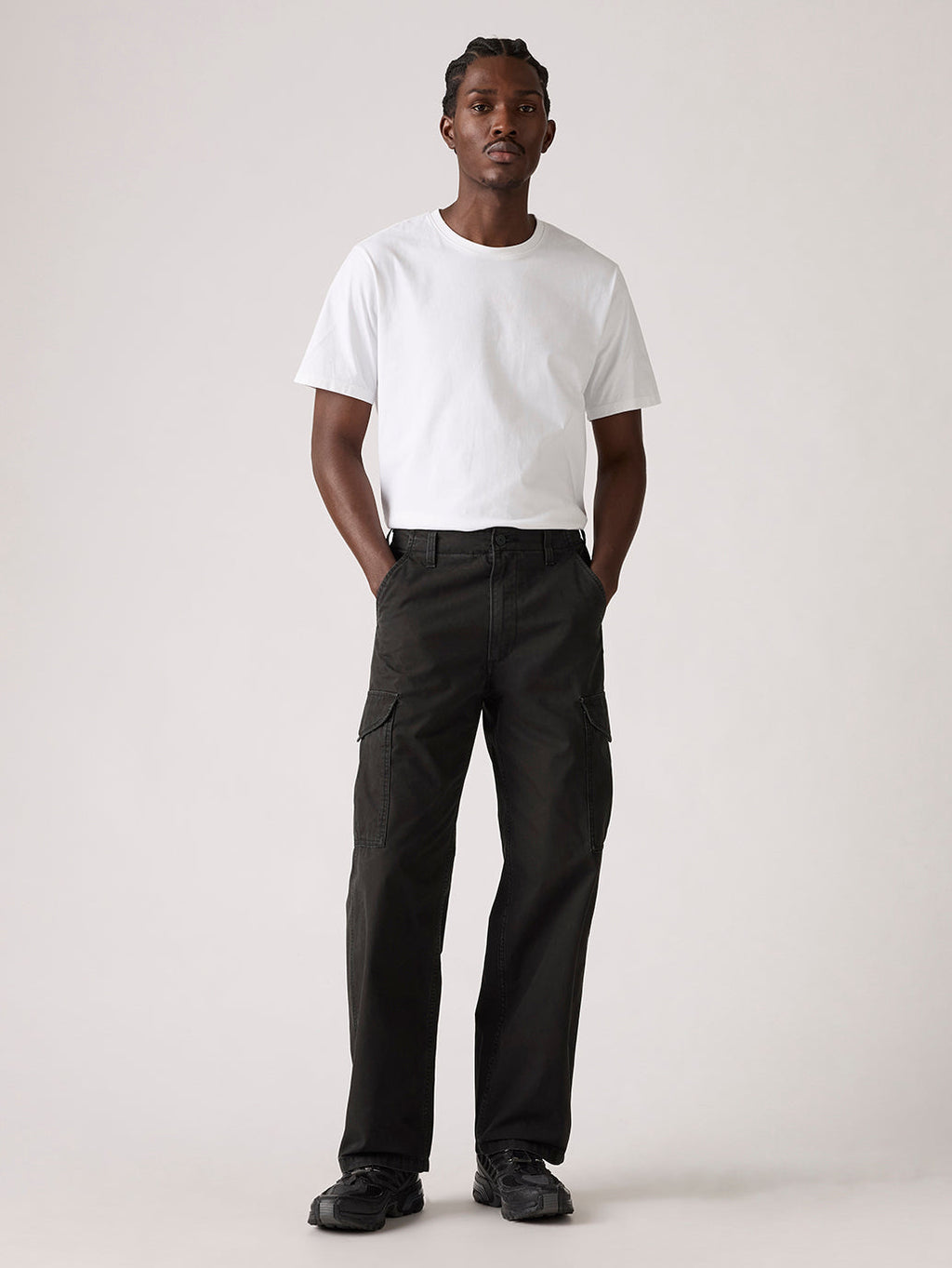Men's Black Baggy Fit Mid Rise Cargo Trousers