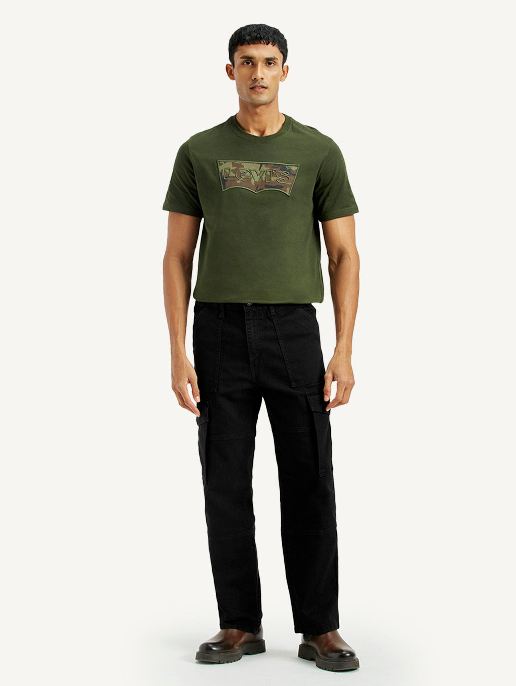 Men's 568 Black Loose Fit Mid Rise Cargo Jeans