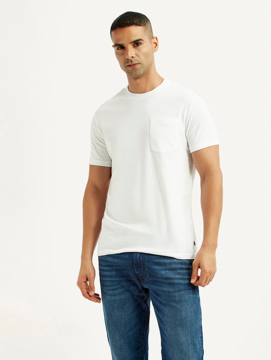 Men's Solid White Slim Fit T-shirt
