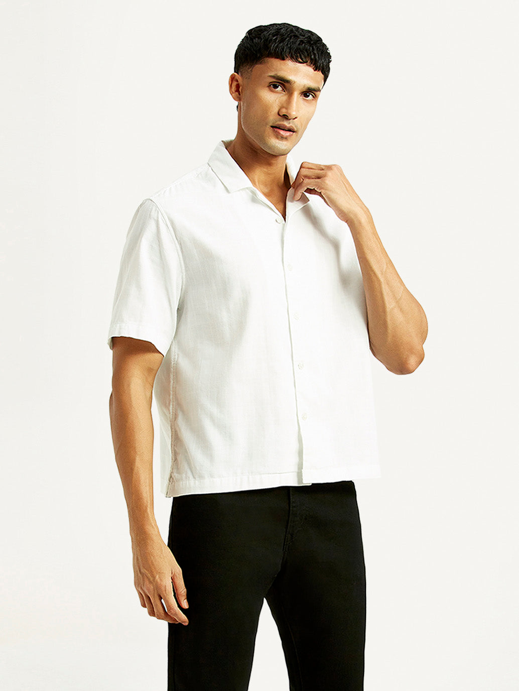 Men's Solid Relaxed Fit Resort Collar Shirt