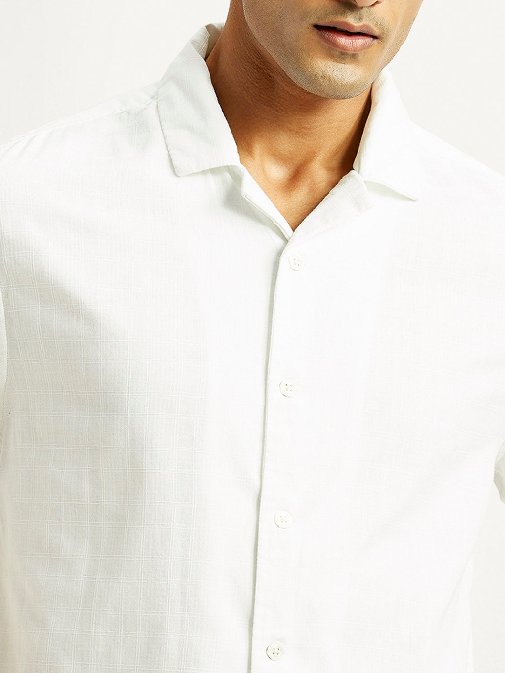 Men's Solid Relaxed Fit Resort Collar Shirt