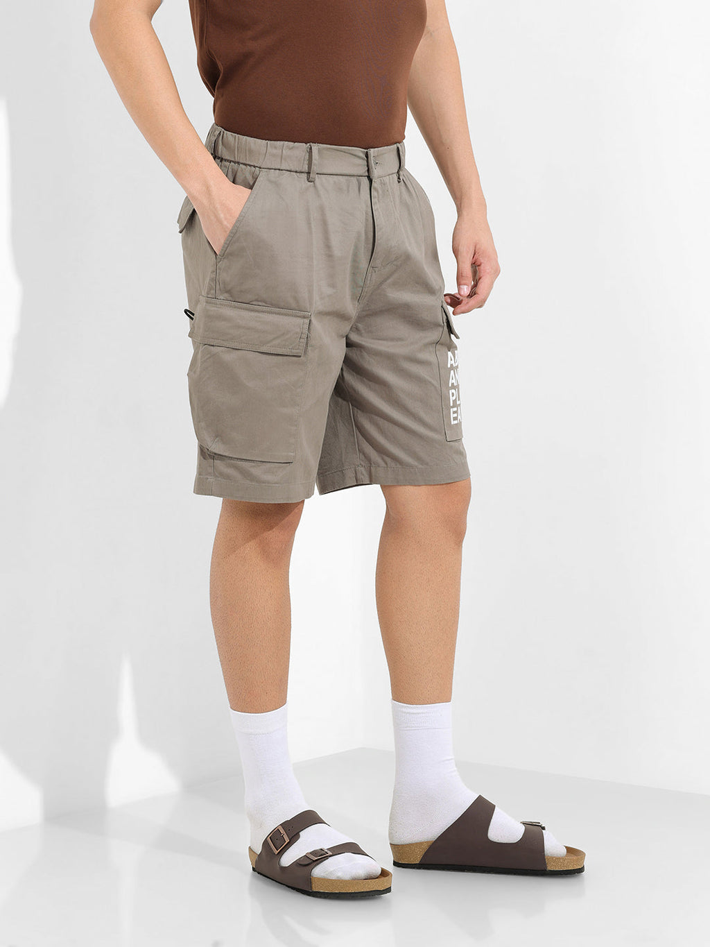 Men's Stone Grey Relaxed Fit Solid Utility Shorts