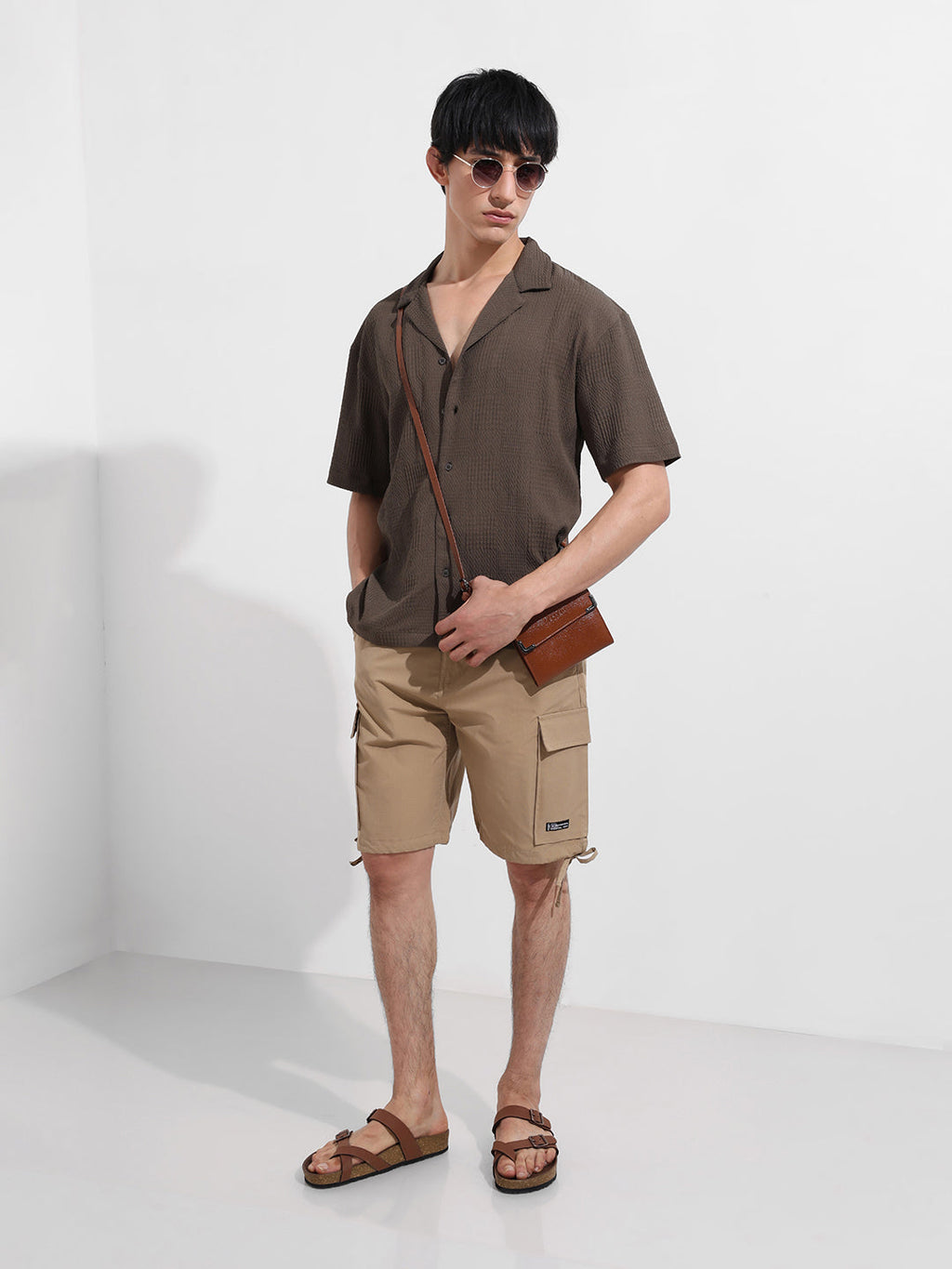 Men's Khaki Relaxed Fit Textured Utility Shorts
