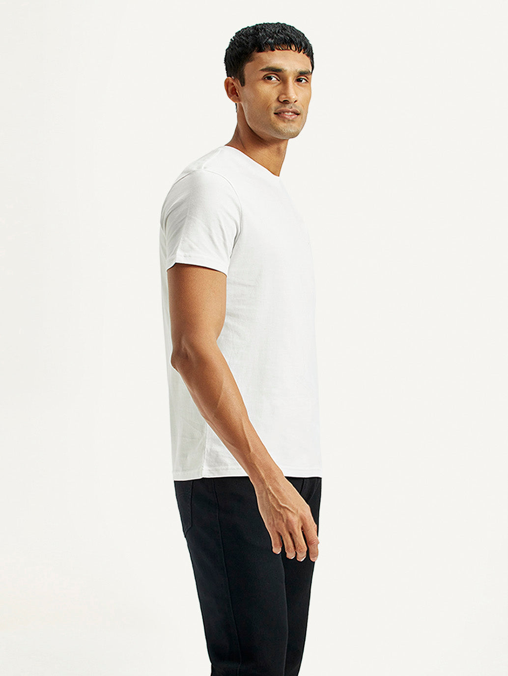 Men's Solid Slim Fit T-Shirt