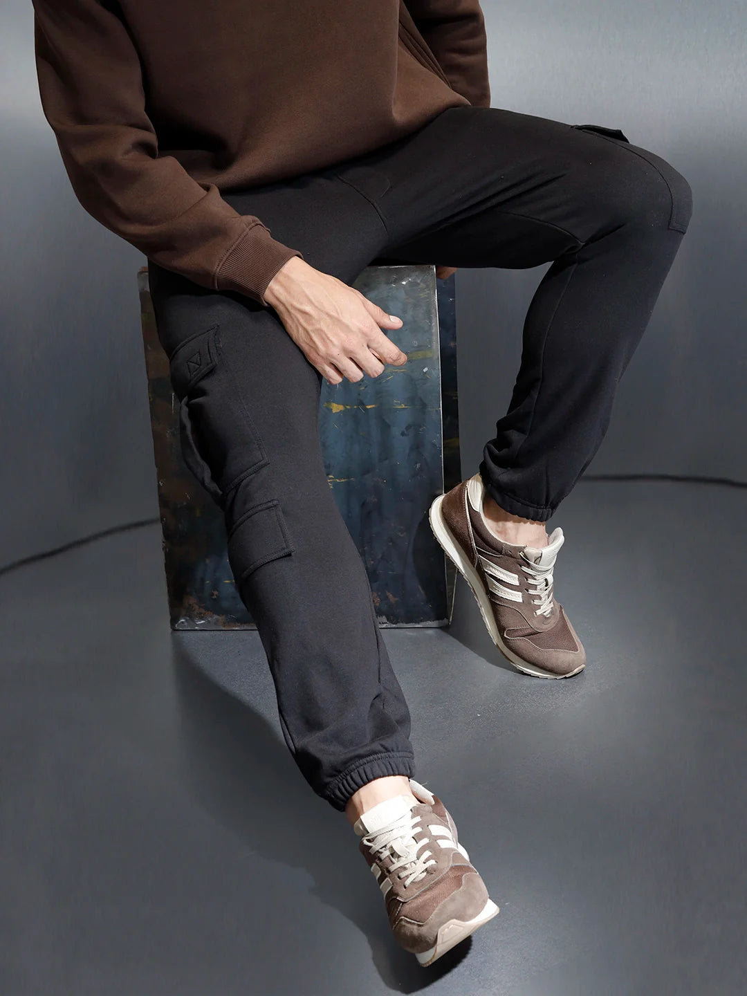 Men's casual straight fit knitted jogger | Black
