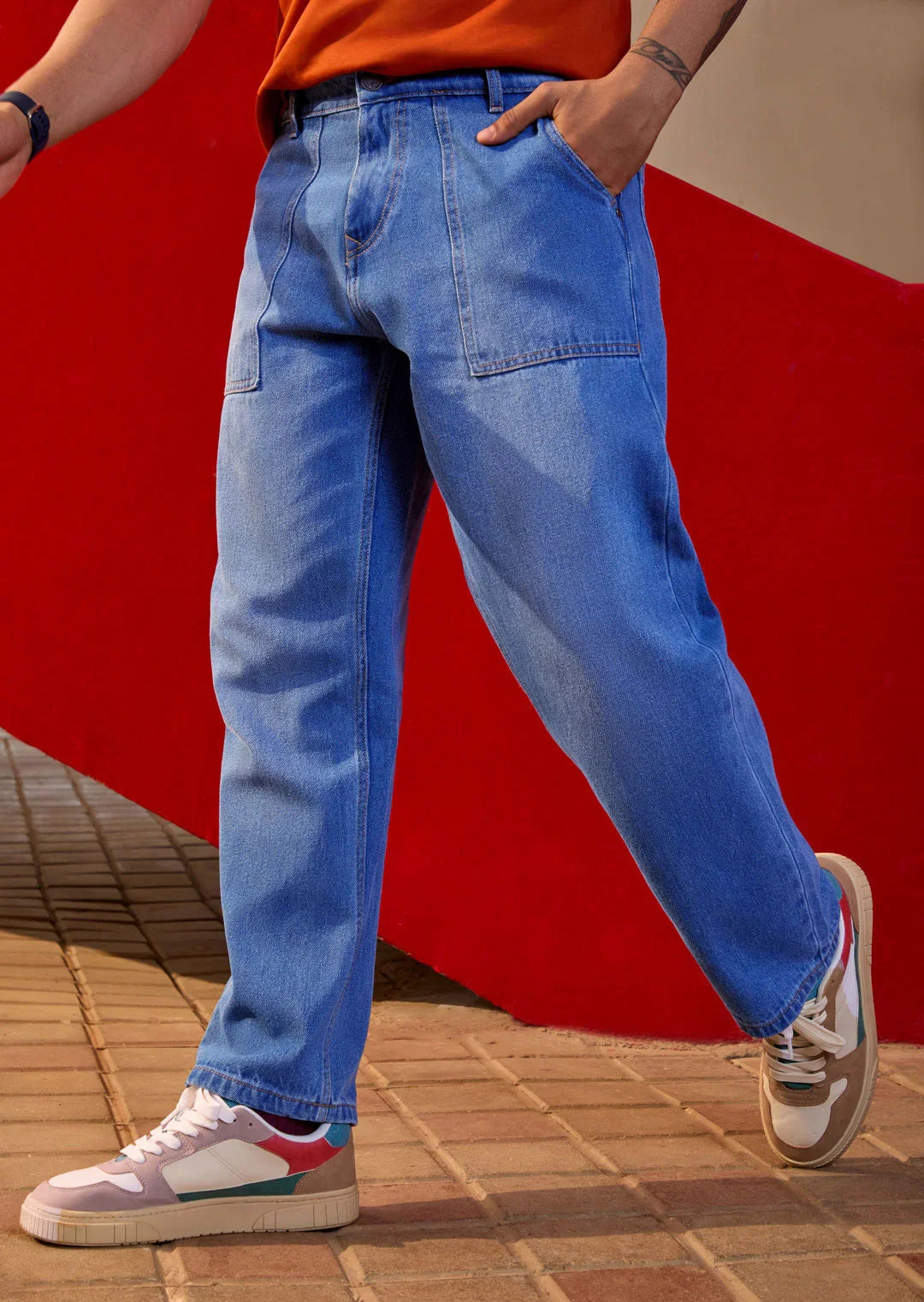 Light Fade Loose Fit Jeans | Blue