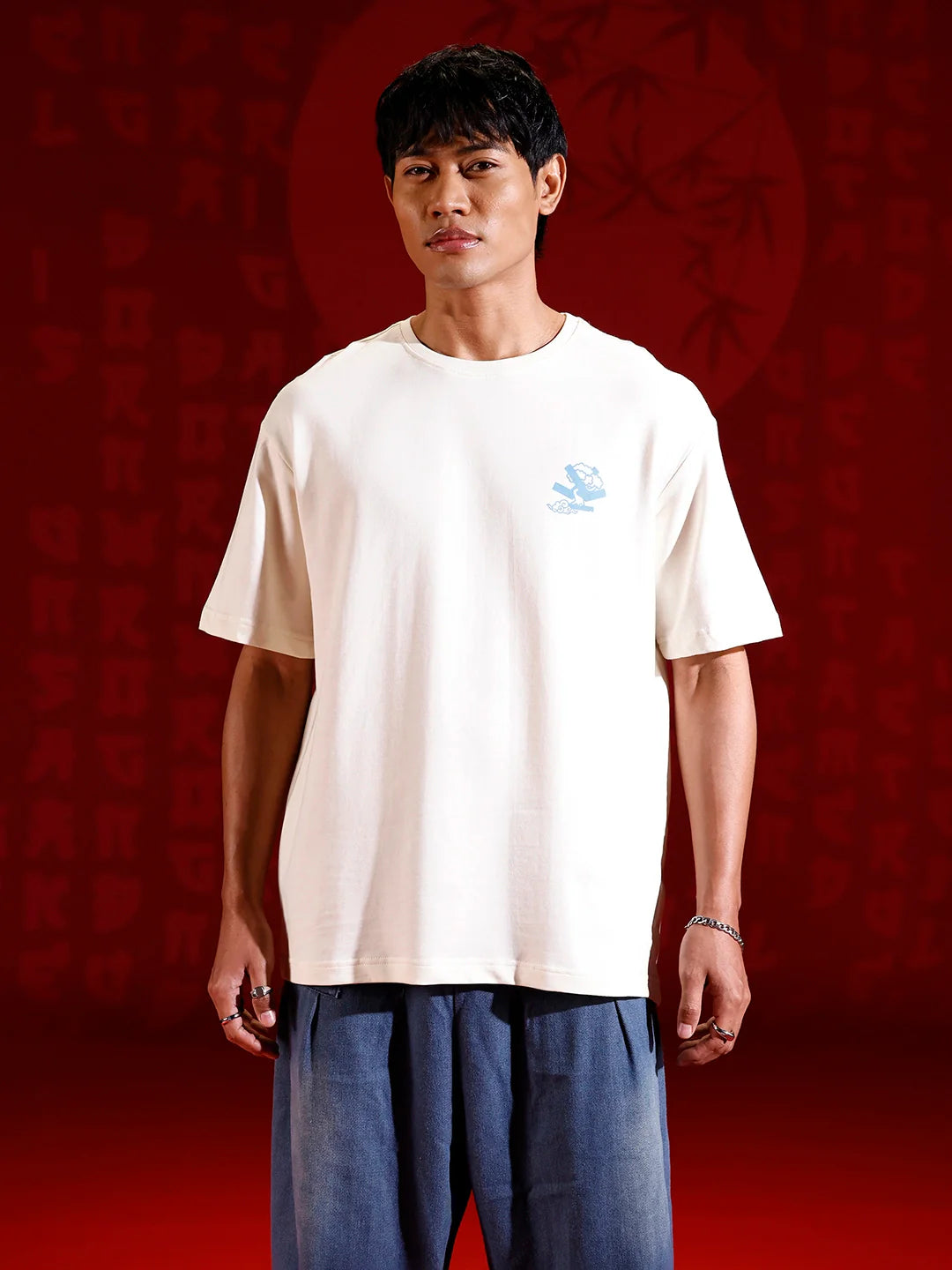 Minimal chest print T-shirt | Off white