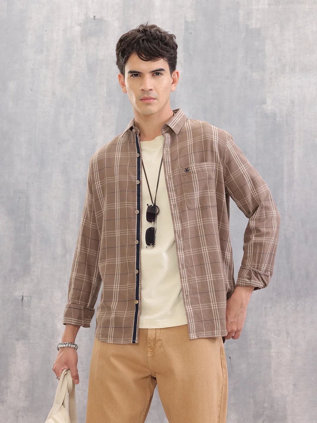 Slim Fit Checks Shirt With Inner Placket Contrast Detailing I Brown