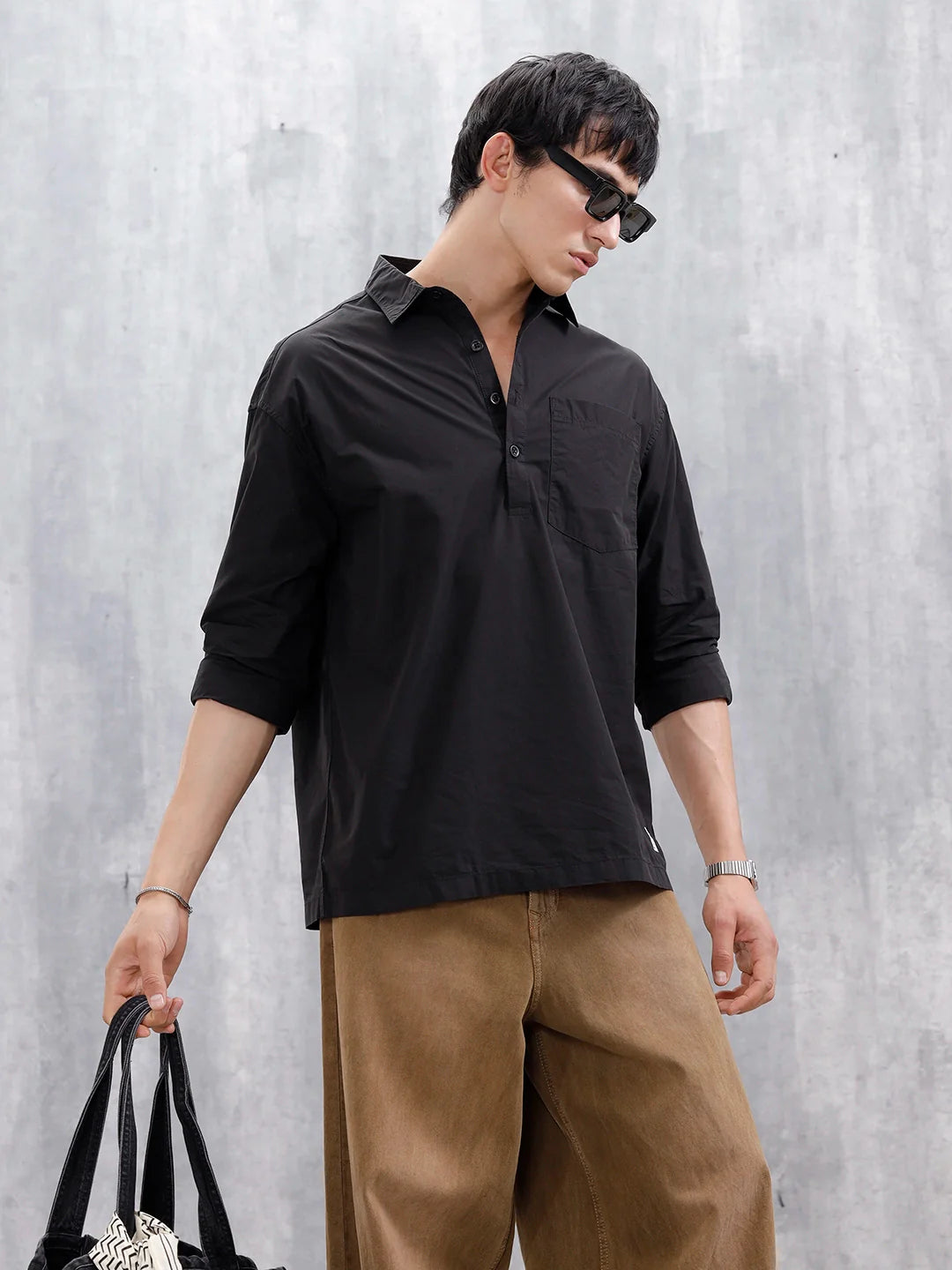 Men's Solid Causal Oversized Fit Shirt | Black
