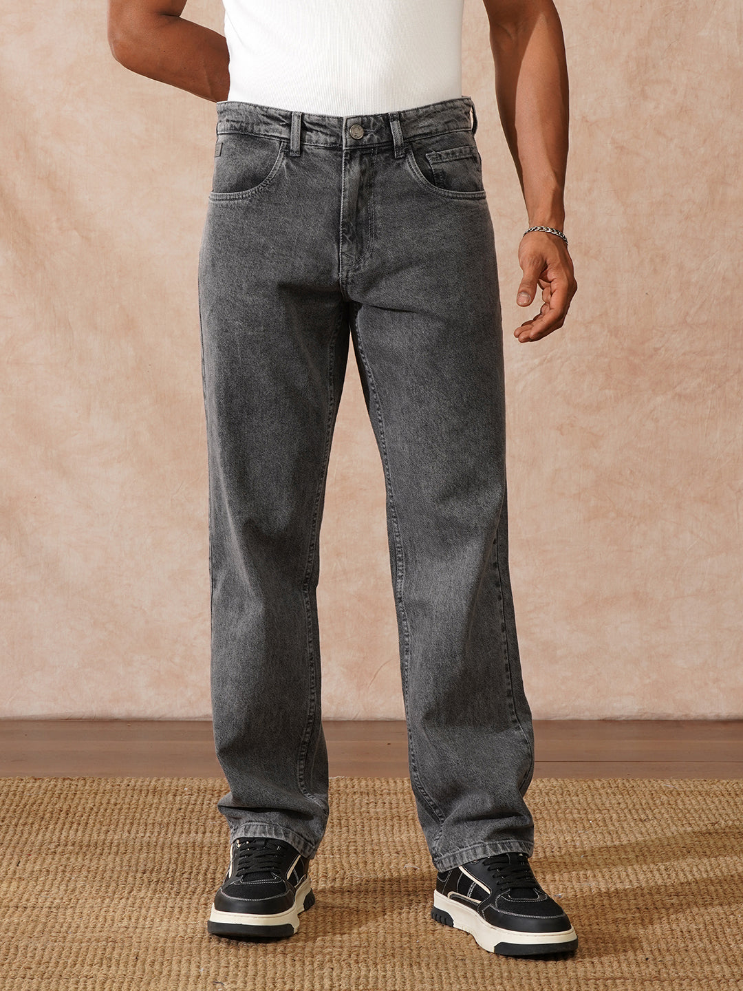Light Fade Straight Fit Jeans | Black