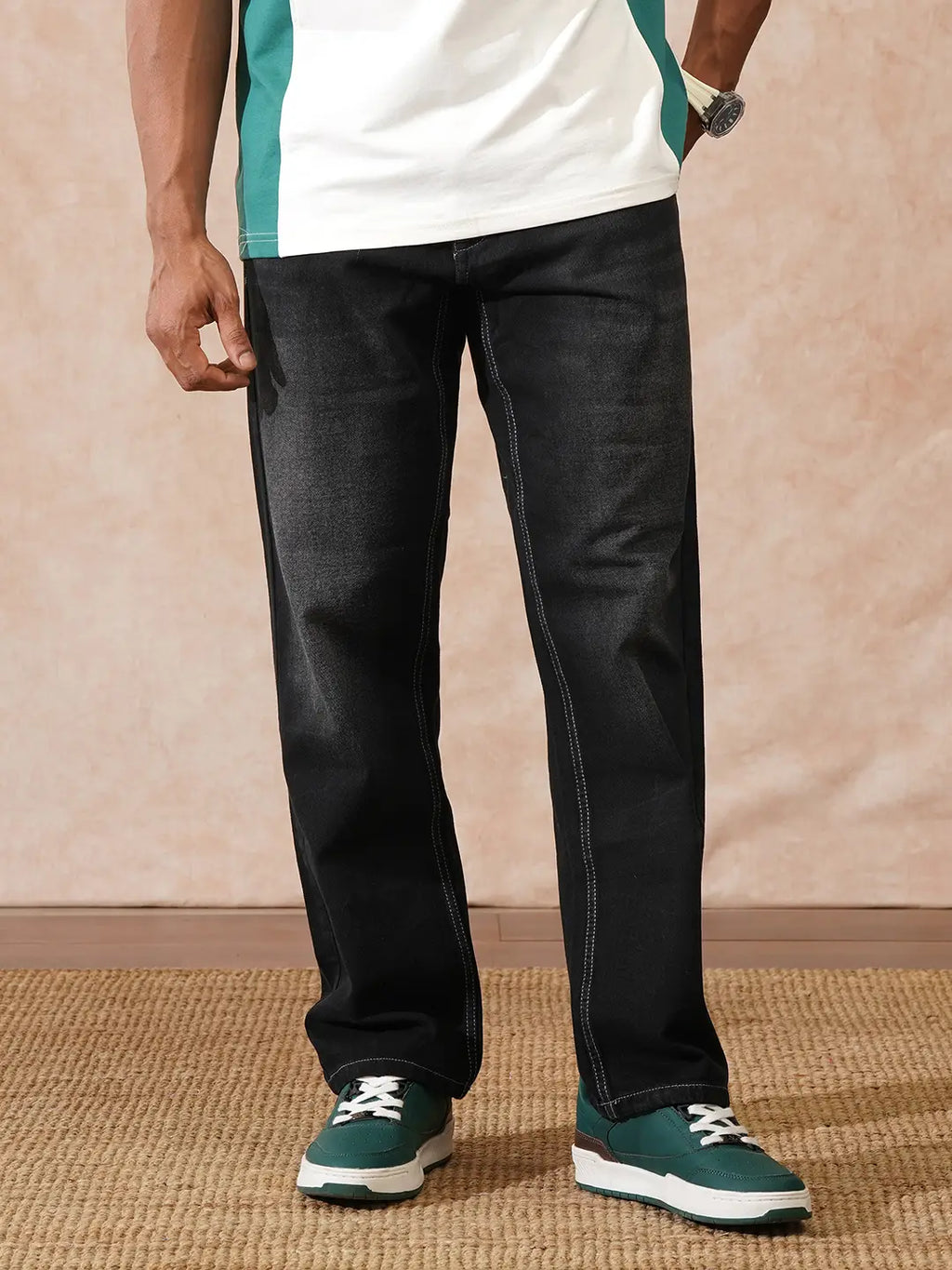 Light Fade Anti Fit Jeans | Black