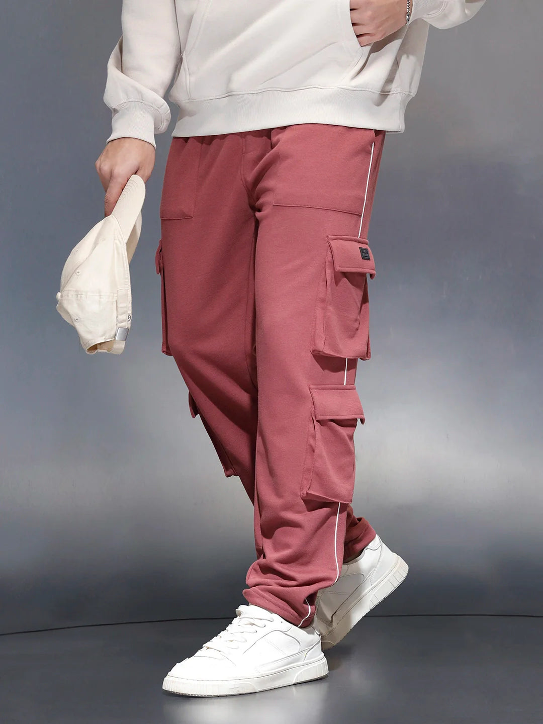 Men's relaxed fit knit jogger with utility pocket  | Maroon