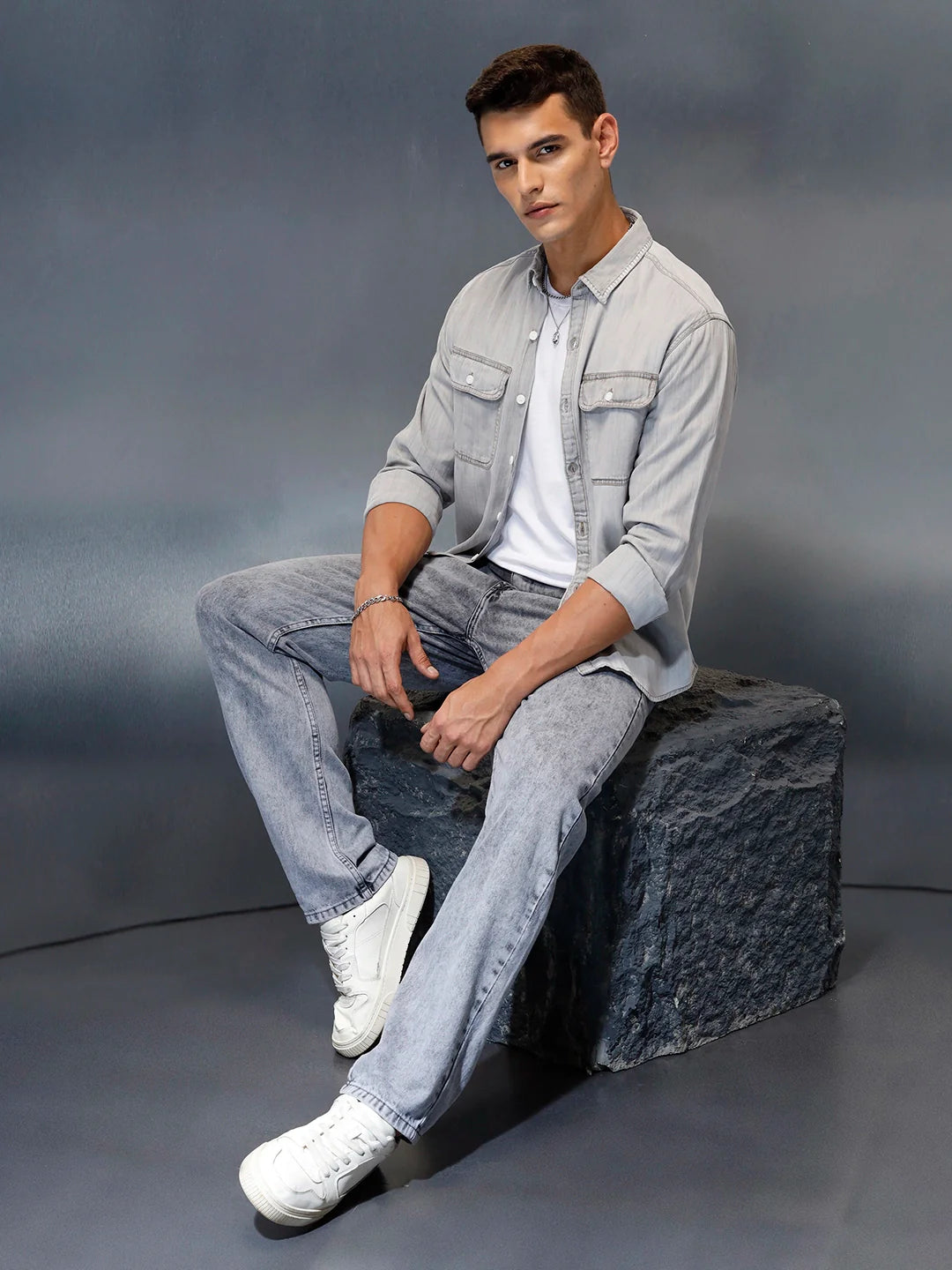 Men's Casual Washed Comfort Fit Denim Shirt | Grey