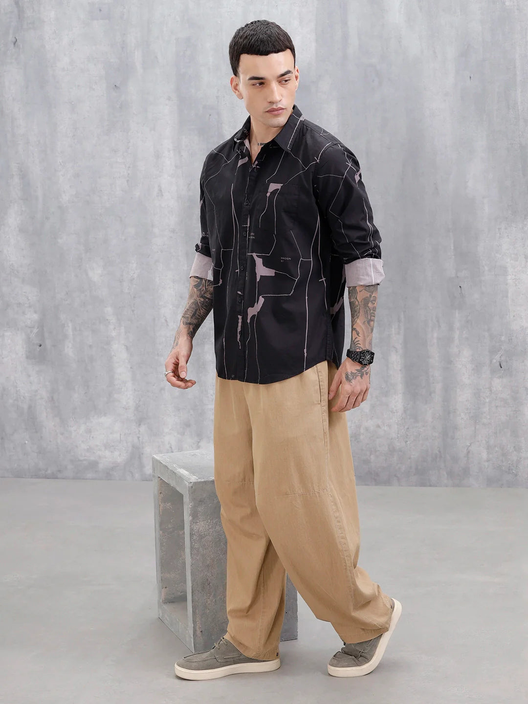 Wrogn Regular Fit Printed Casual Shirt | Black