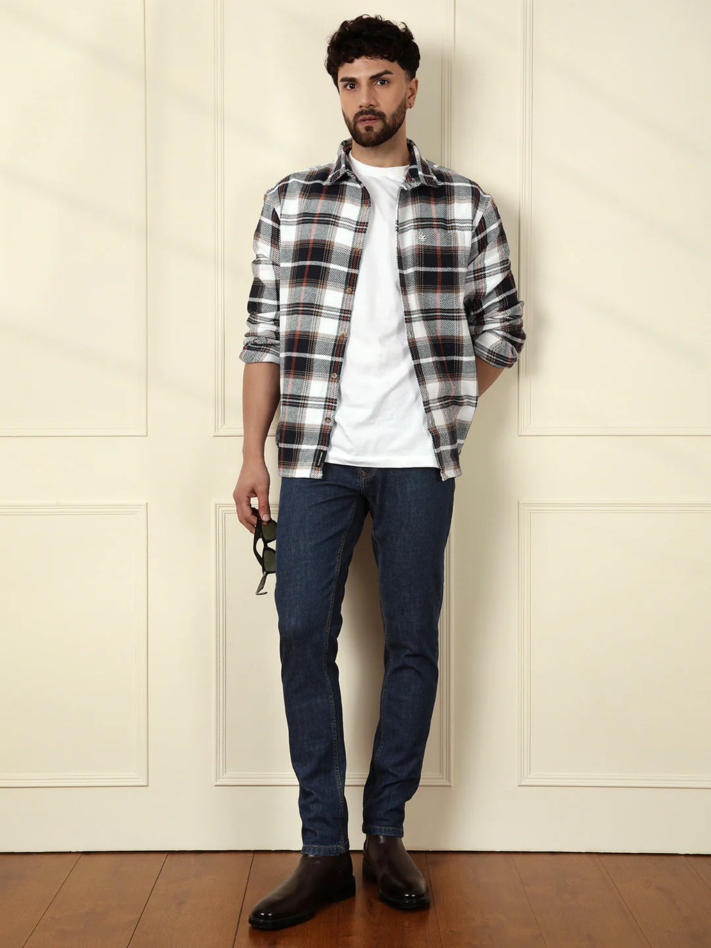 Faded Slim Tapered Jeans | Dark Blue