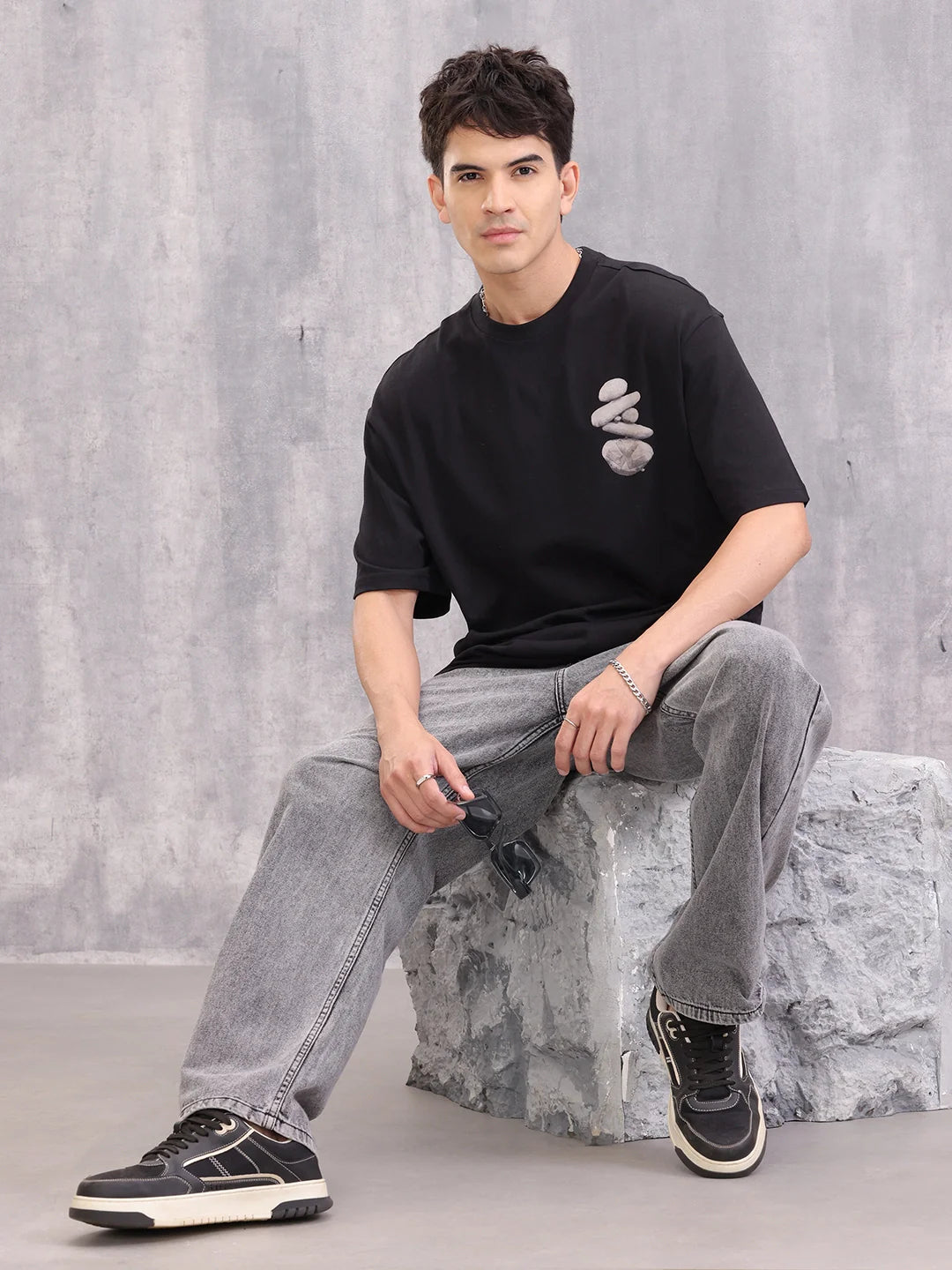 Casual Oversized Fit Tshirt With Back Print | Black