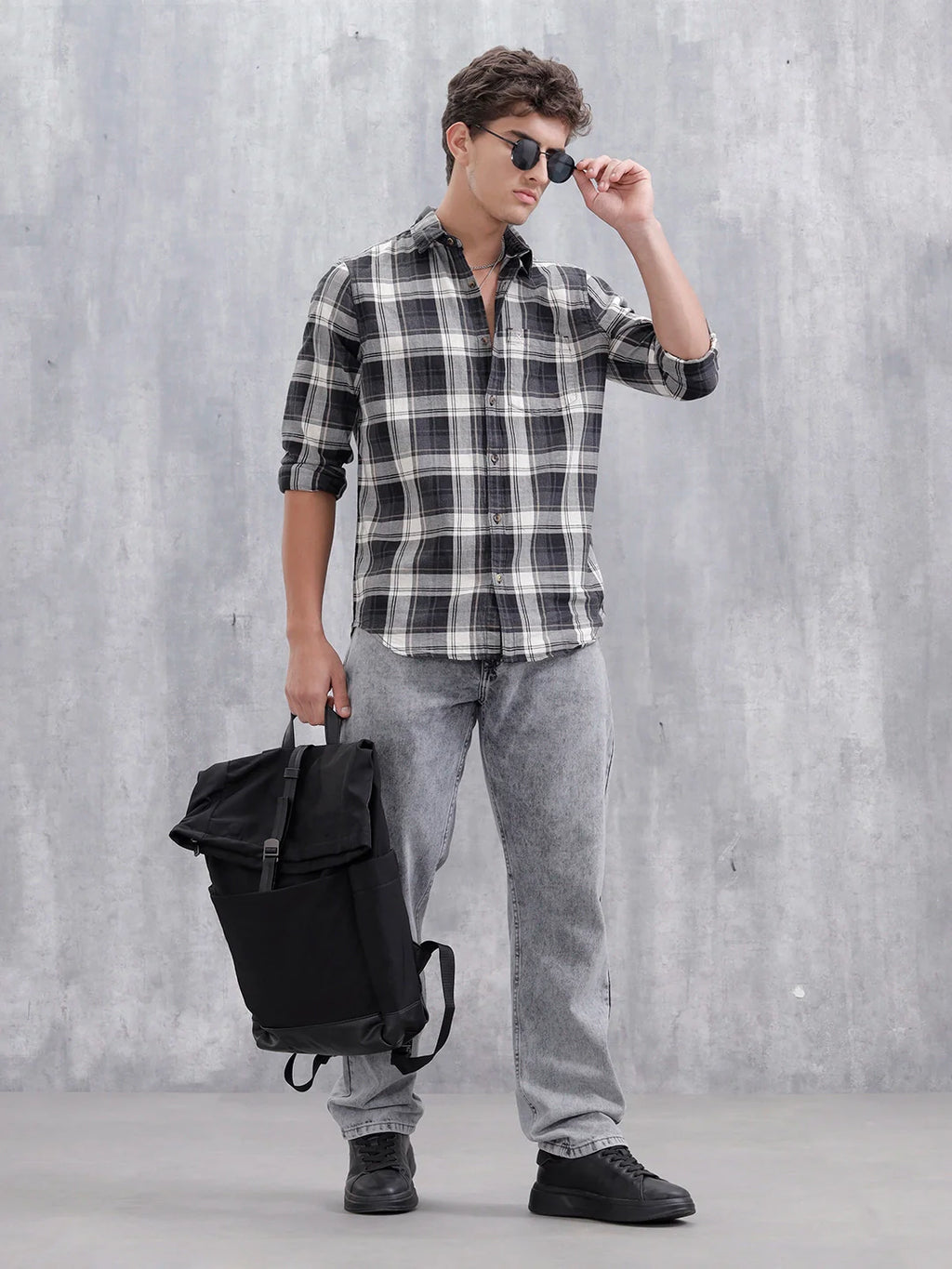 Mocklino Open Dobby Slim Fit Check Shirt | Grey