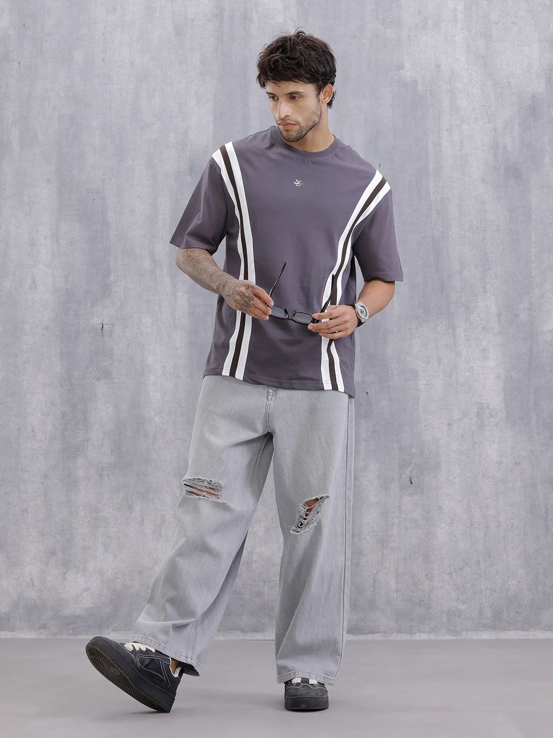 Contrast Cut&Sew Detail Sporty Look Oversized Fit T-shirt | Dark Grey