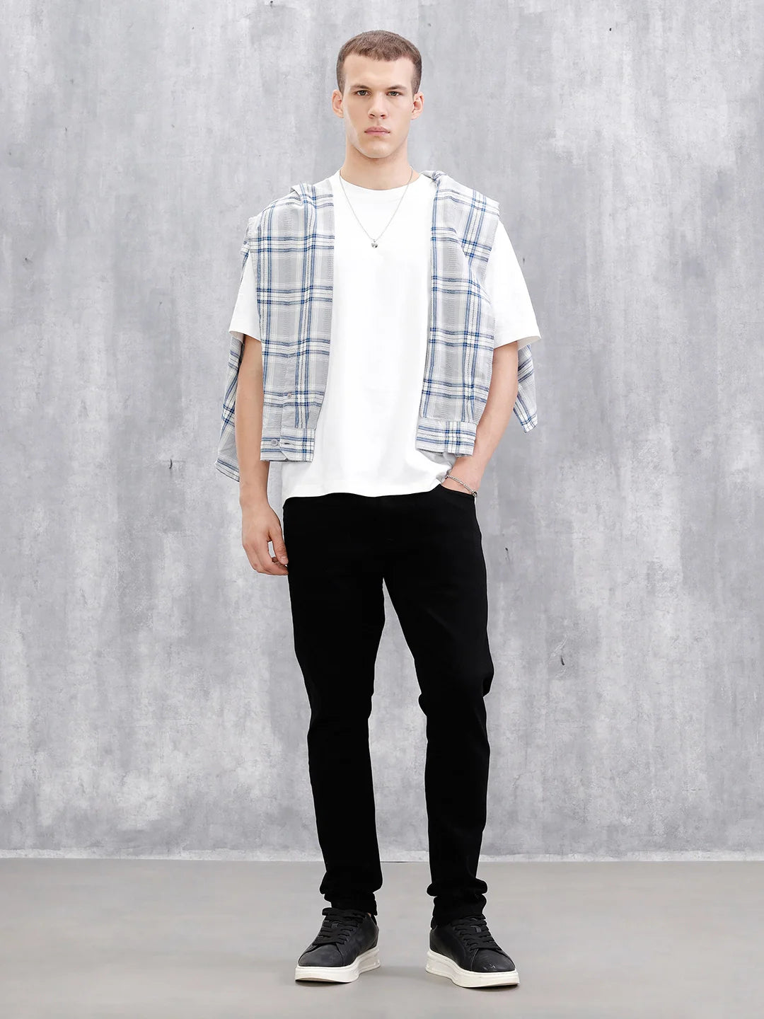 Cotton Blend Slim Tappered Jeans | Black