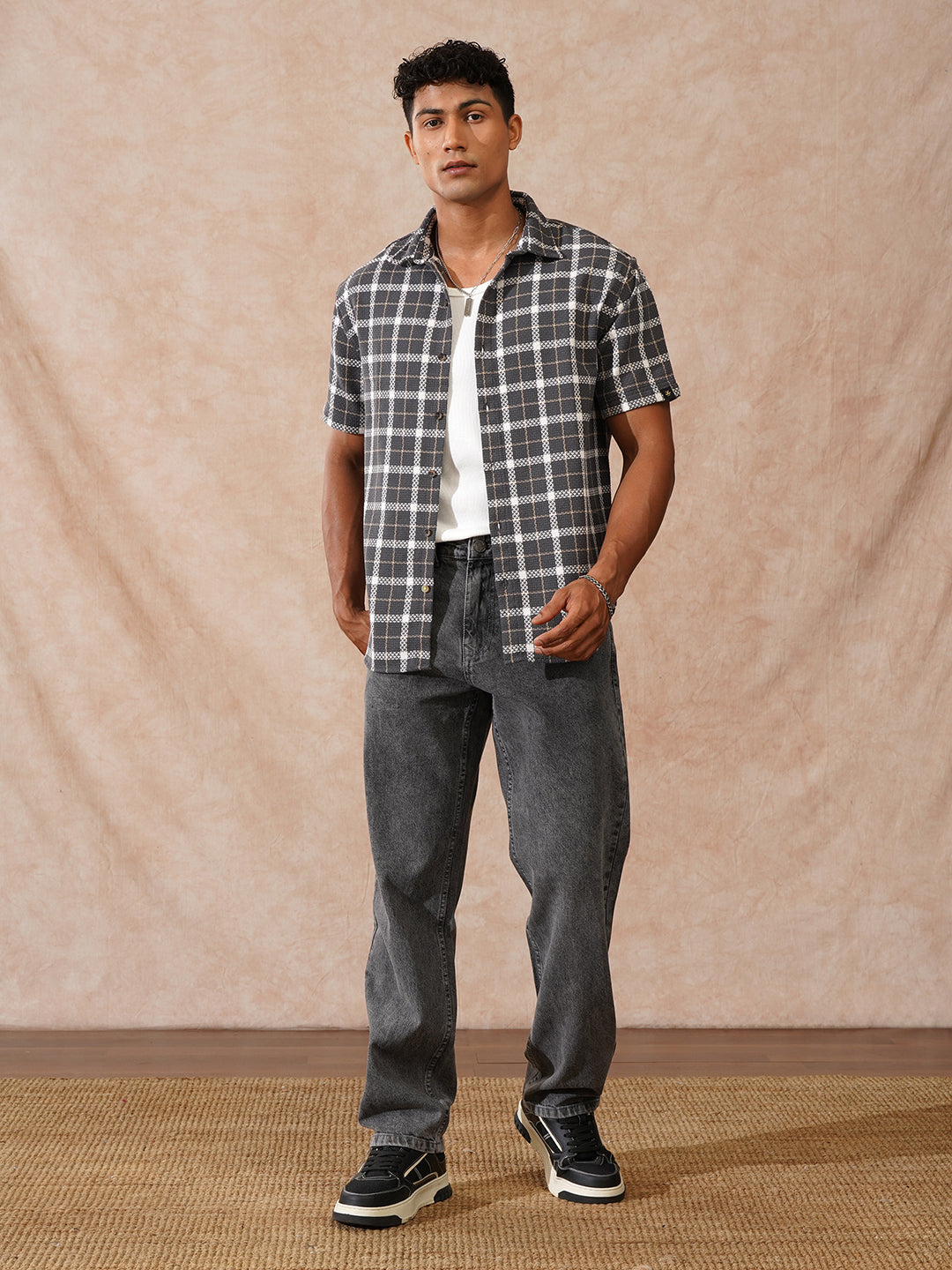 Light Fade Straight Fit Jeans | Black
