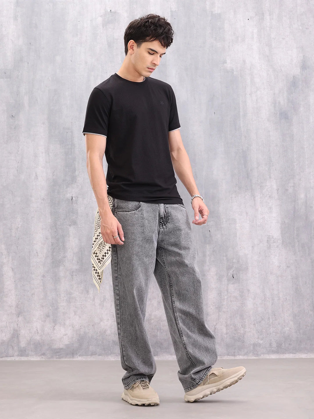 Knitted Structured Men Casual Slim Fit T-shirt | Black