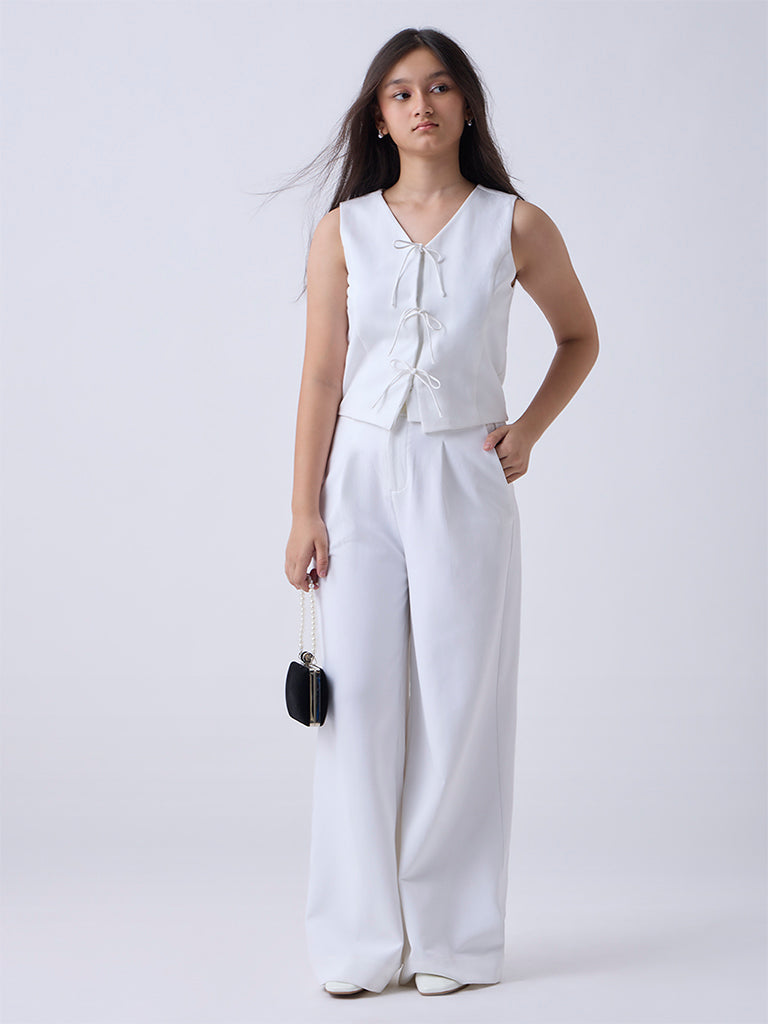 Y&F Kids White Solid Waistcoat