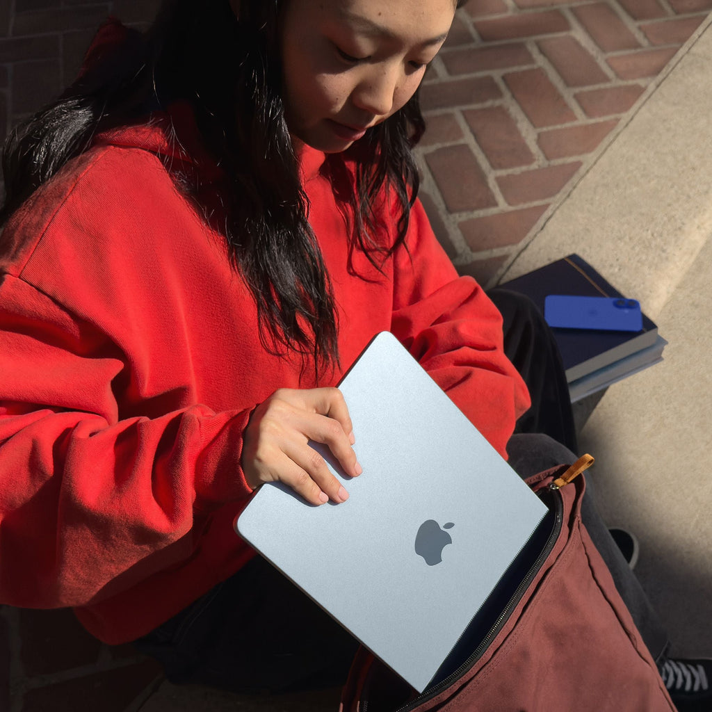 Apple MacBook Air (13.6 inch, M4, 16GB, 512GB, macOS, Midnight)