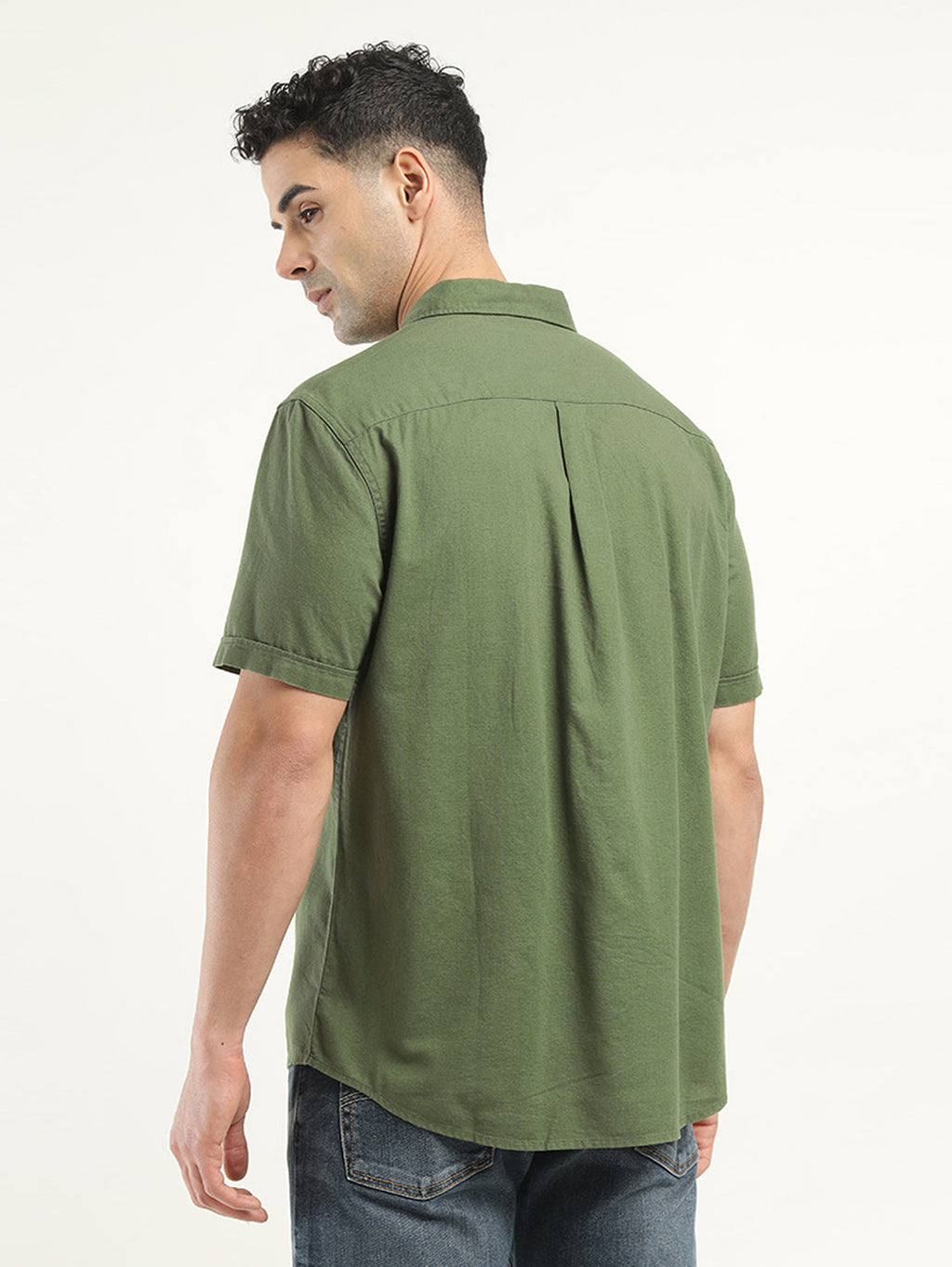 Men's Solid Slim Fit Shirt