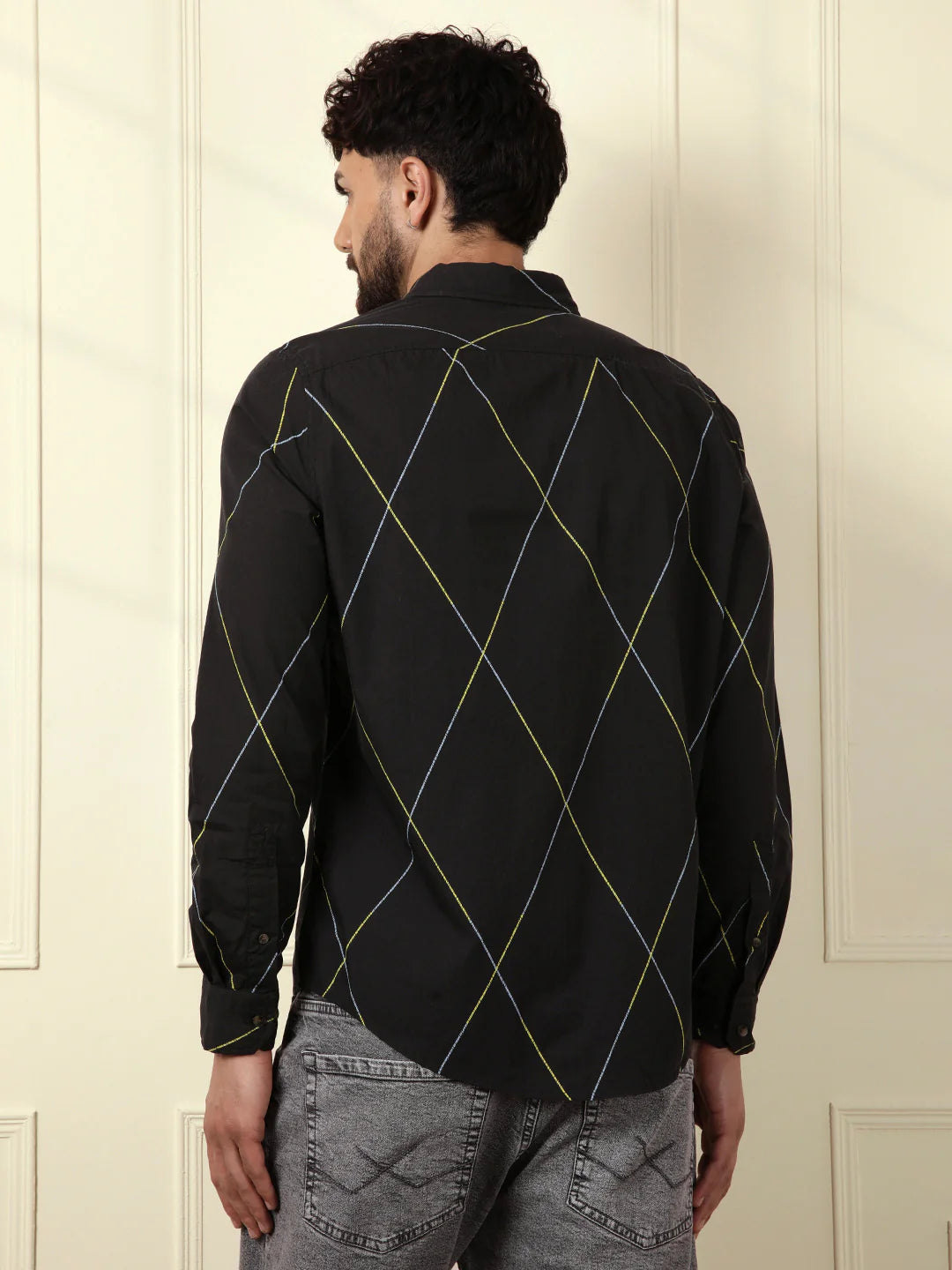 Diagonal Lines Black Shirt