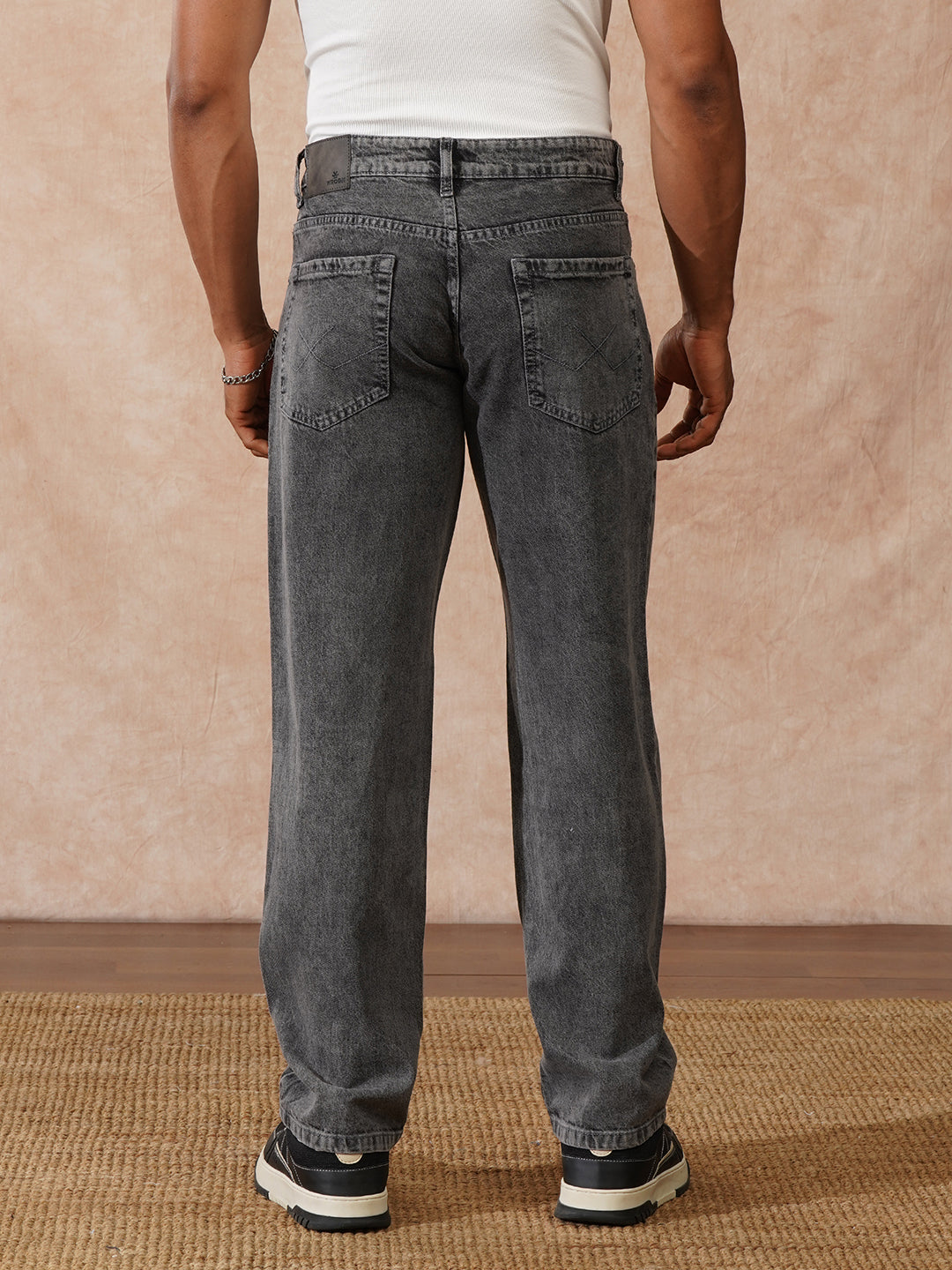 Light Fade Straight Fit Jeans | Black