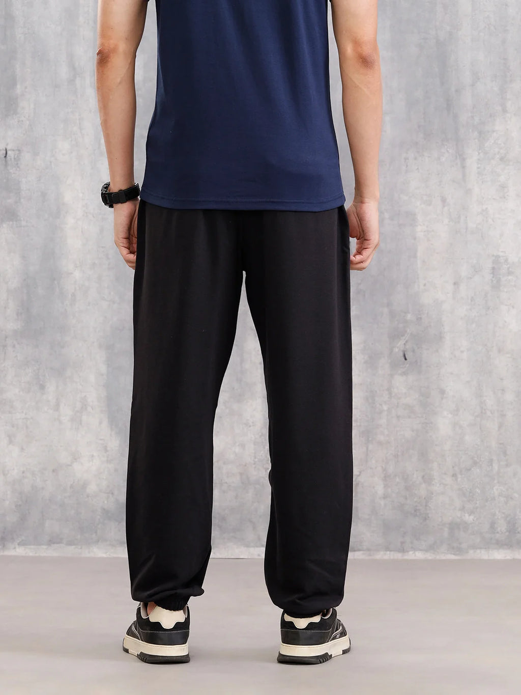 Tonal Colourblock Comfort Fit Jogger | Black