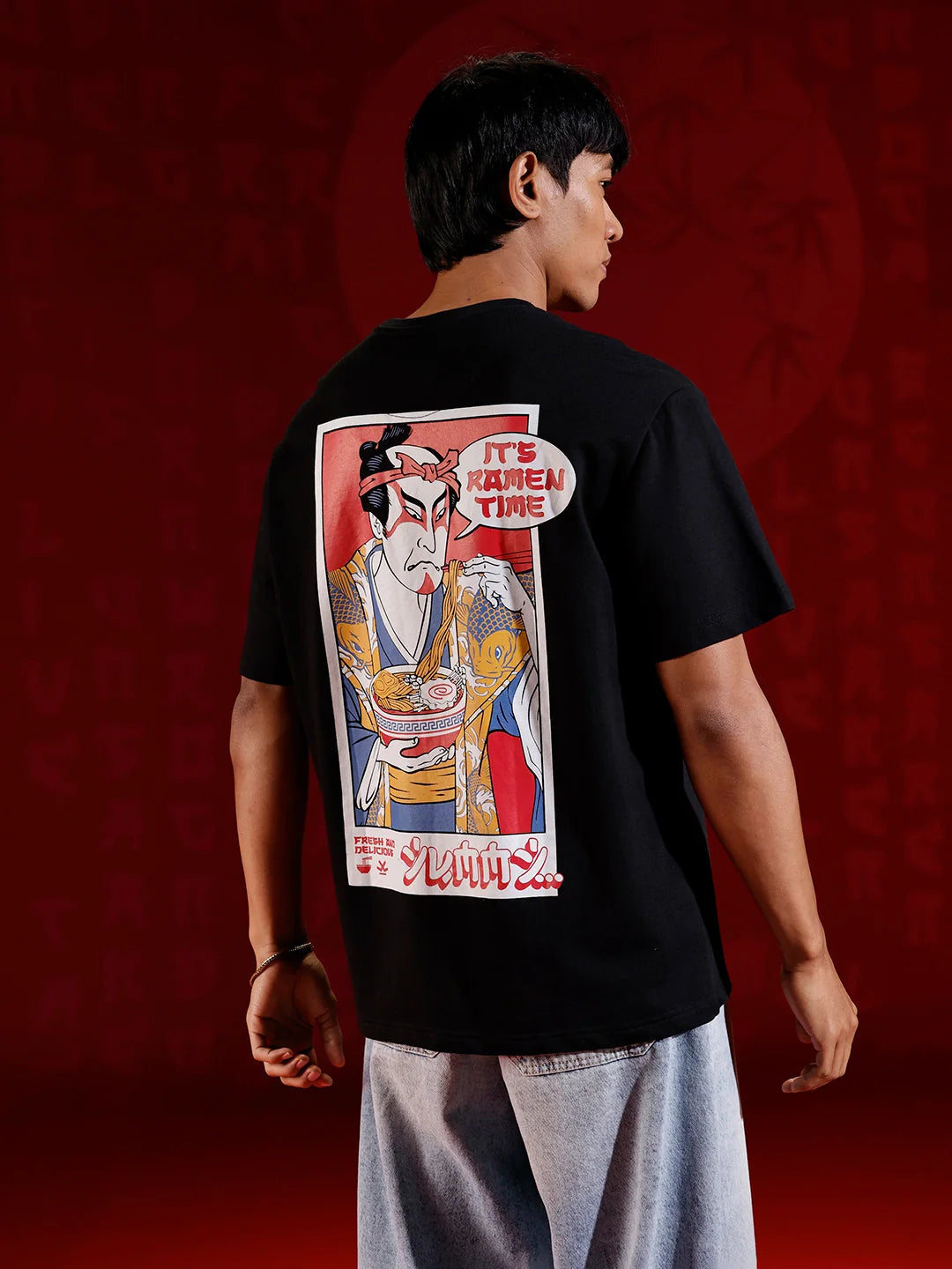 Oversized ramen graphic T-shirt | Black