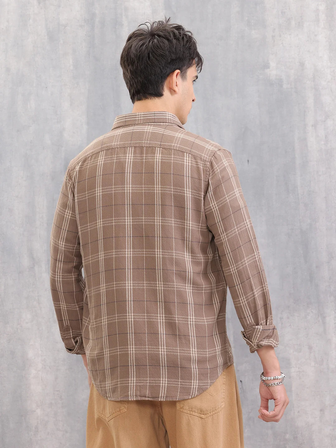 Slim Fit Checks Shirt With Inner Placket Contrast Detailing I Brown