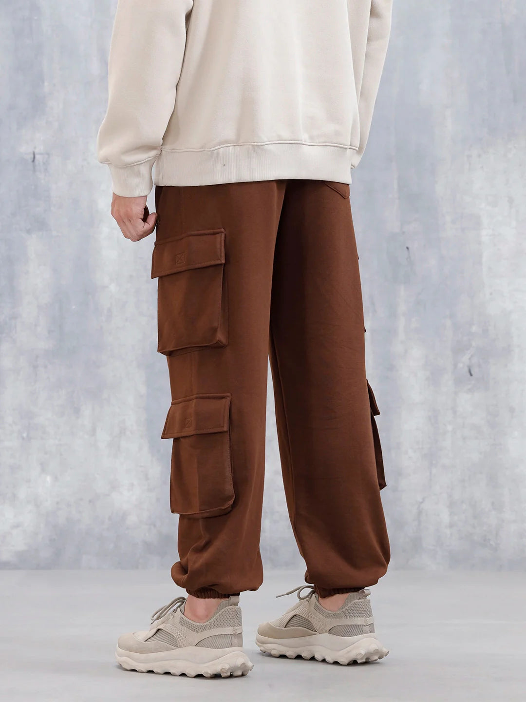 Men's Casual Utility Pockets Relaxed Fit Knit Jogger | Brown