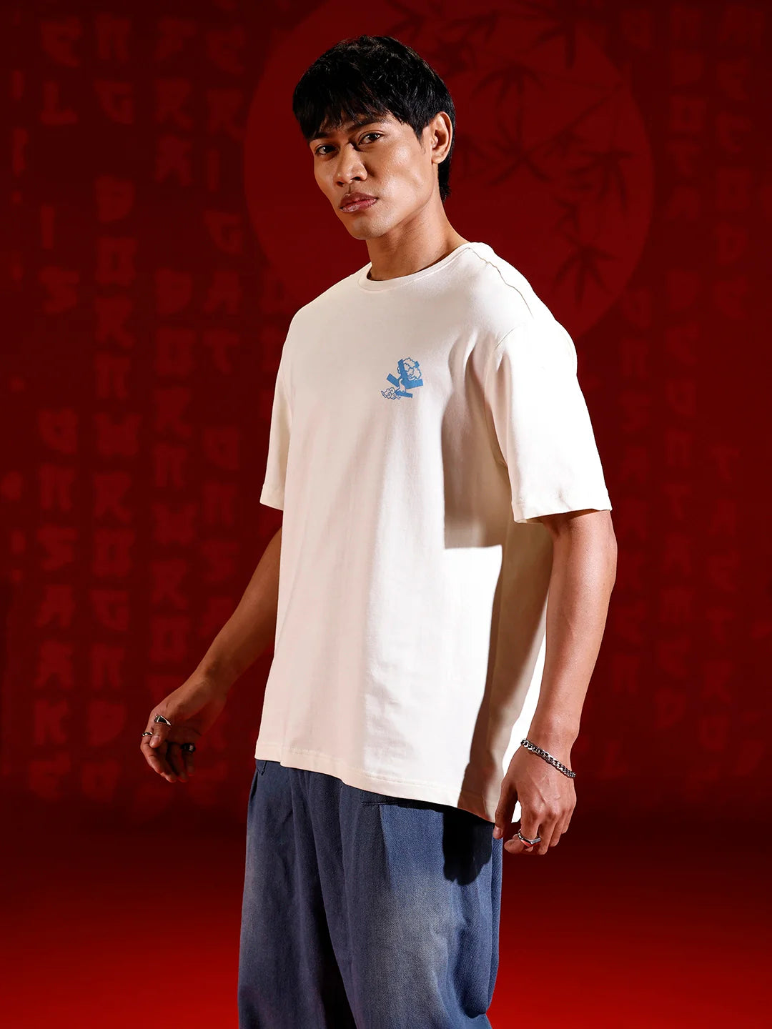 Minimal chest print T-shirt | Off white