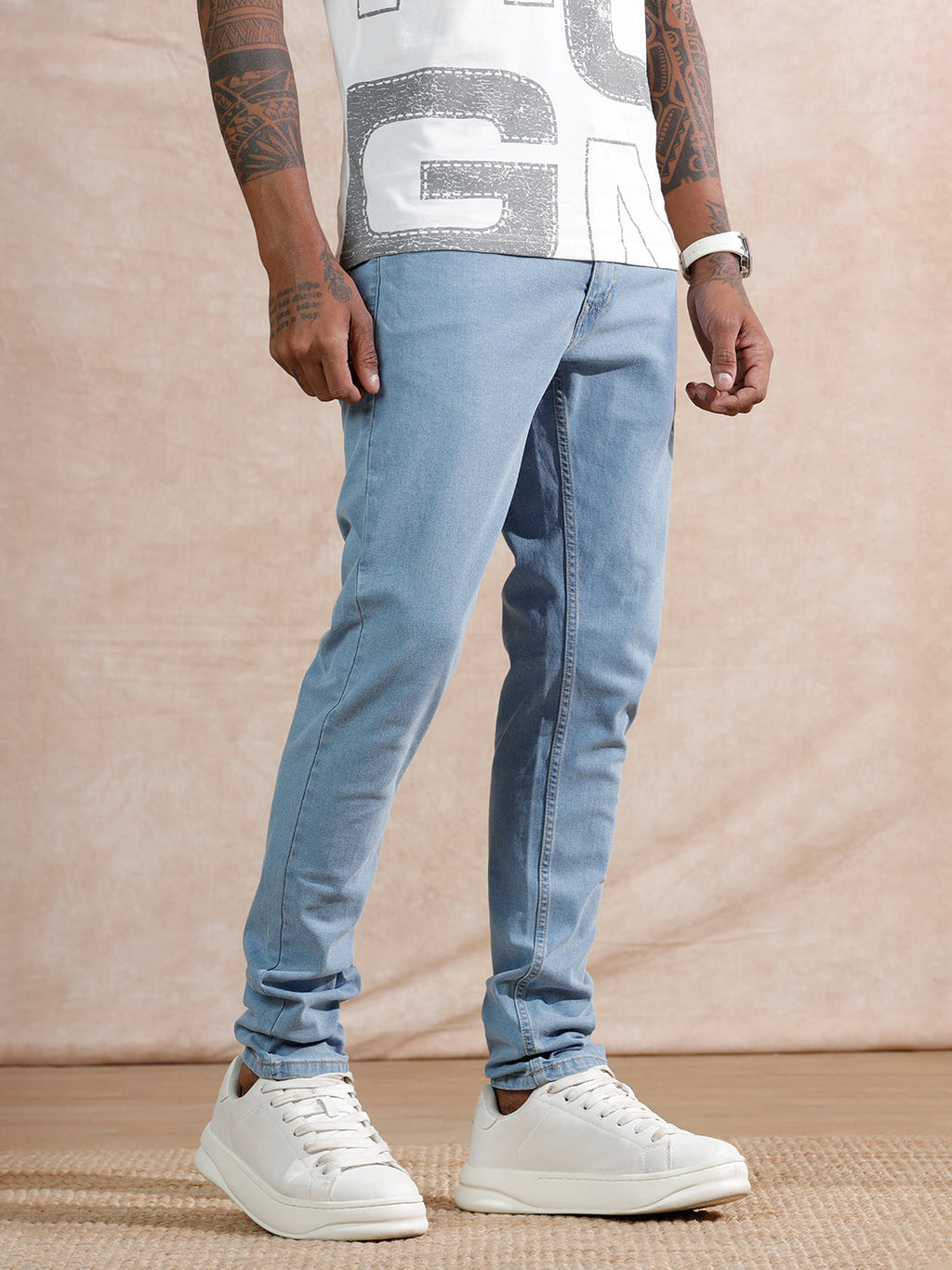 Casual Slim Tapered Jeans | Light Blue