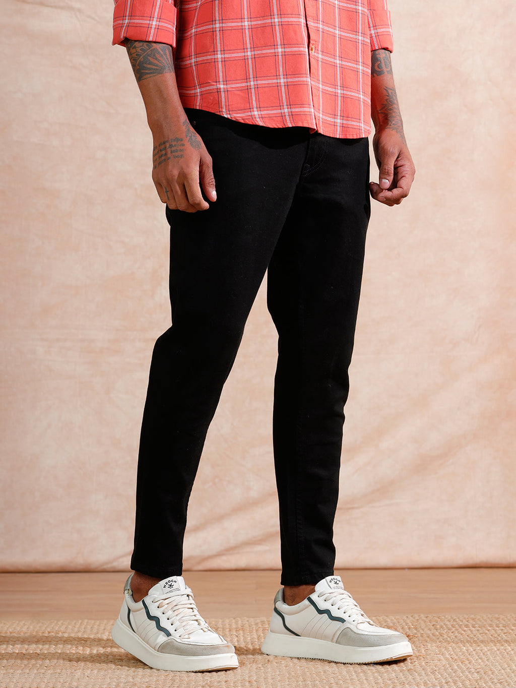 Solid Look Skinny Jeans | Black
