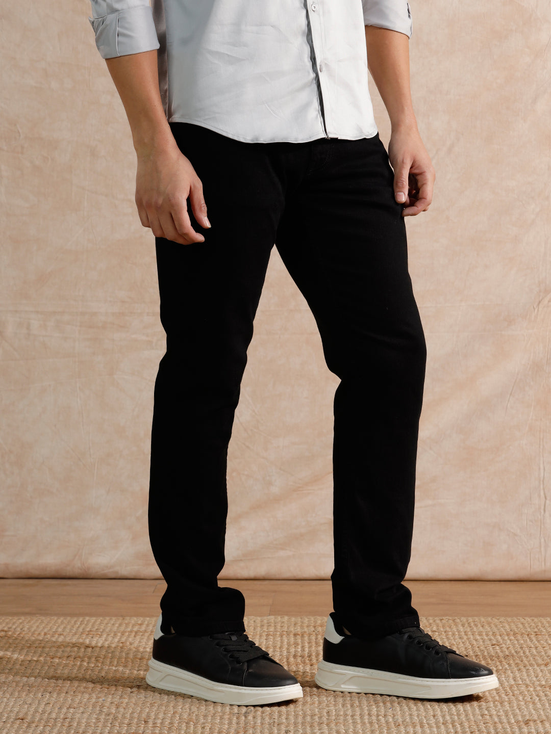 Solid Look Straight Fit Jeans | Black