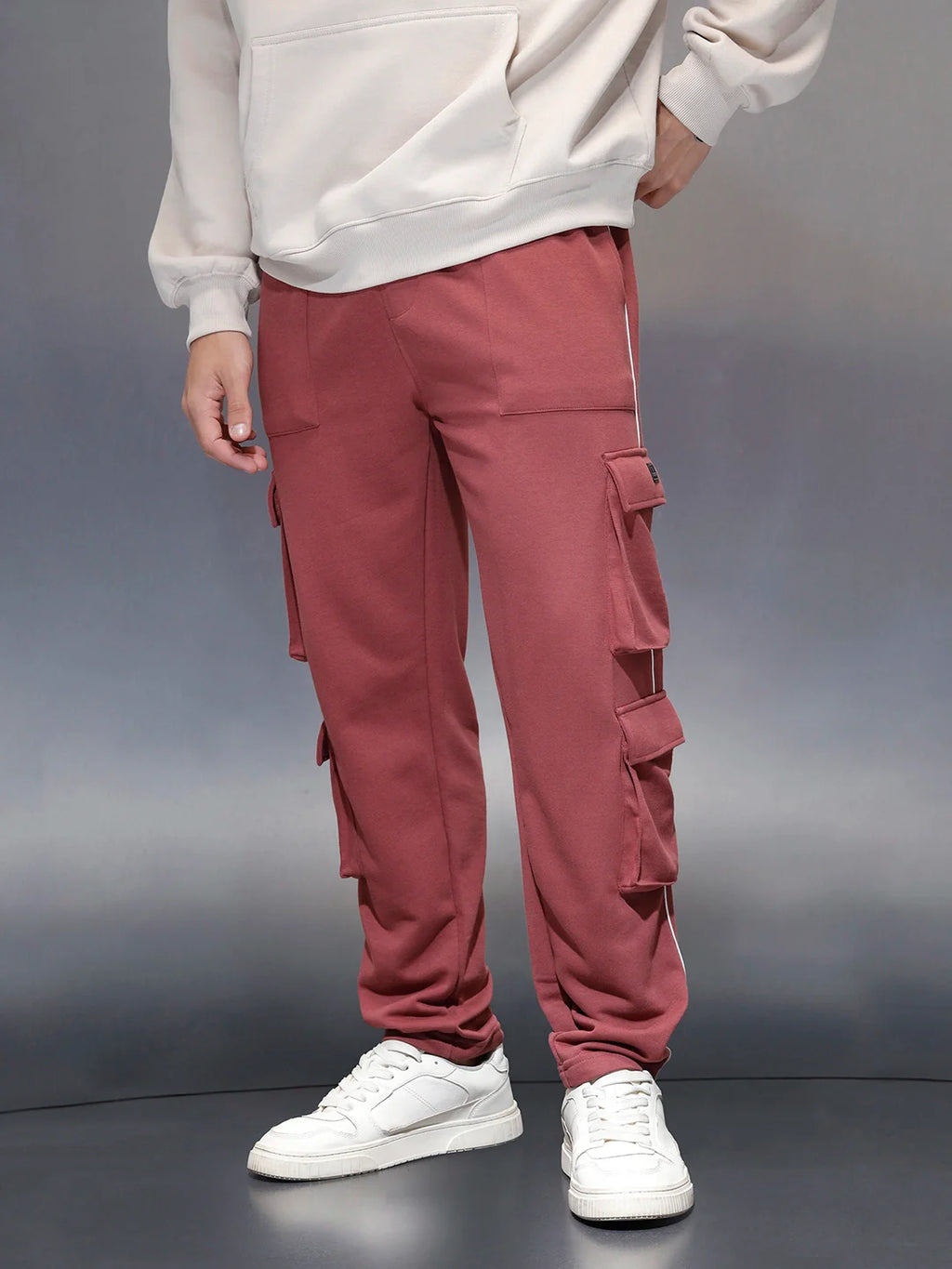 Men's relaxed fit knit jogger with utility pocket  | Maroon