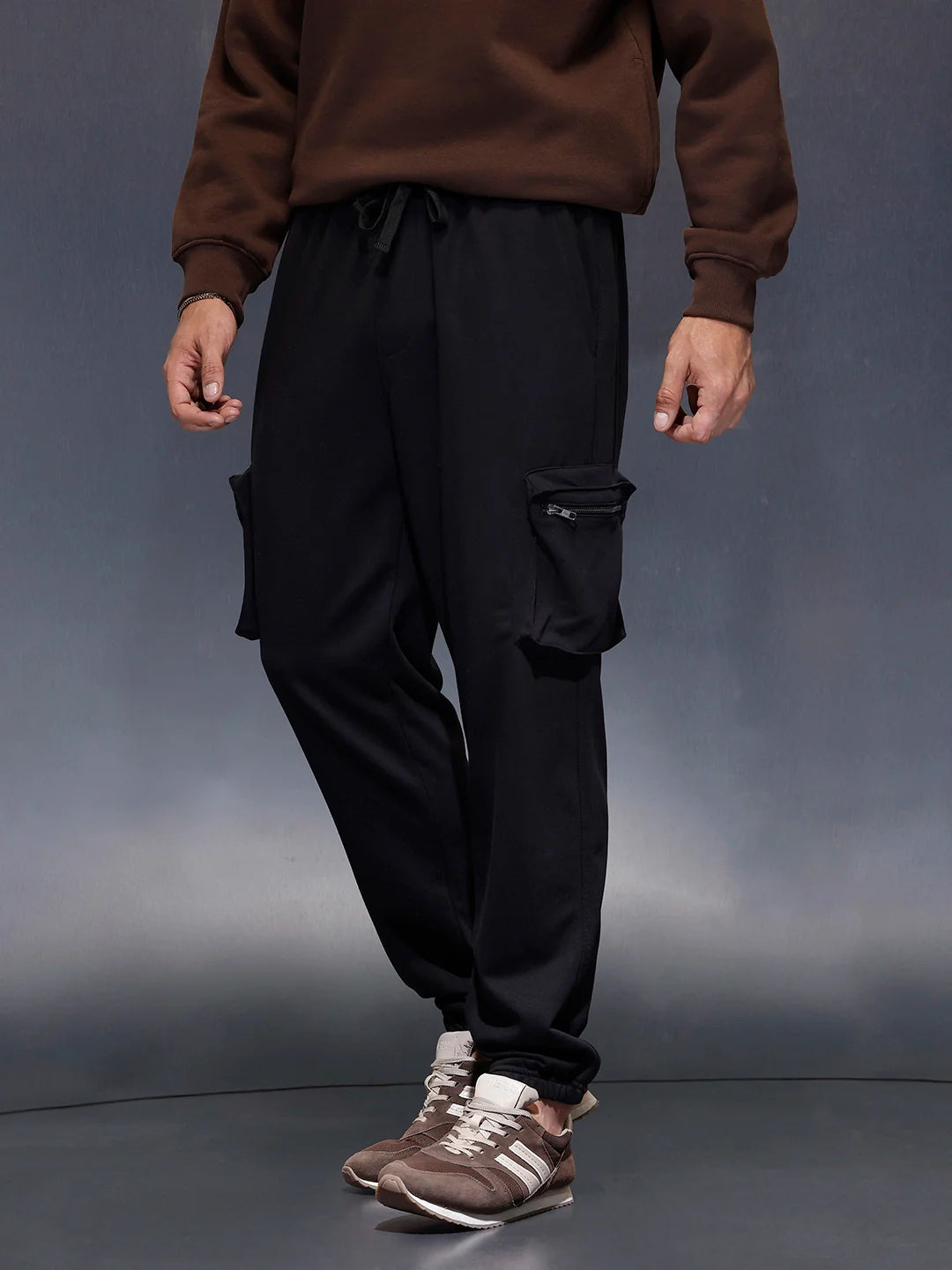 Men's casual Knitted jogger with cargo pockets | Black