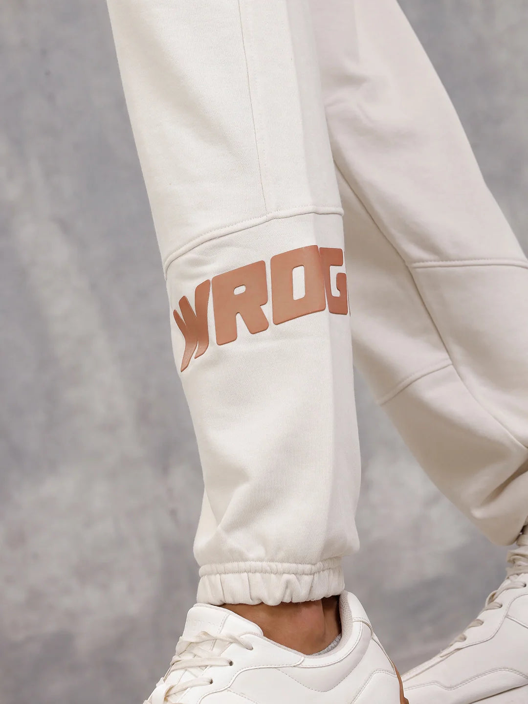 Cut&Sew Comfort Fit Jogger With Hd Print | White