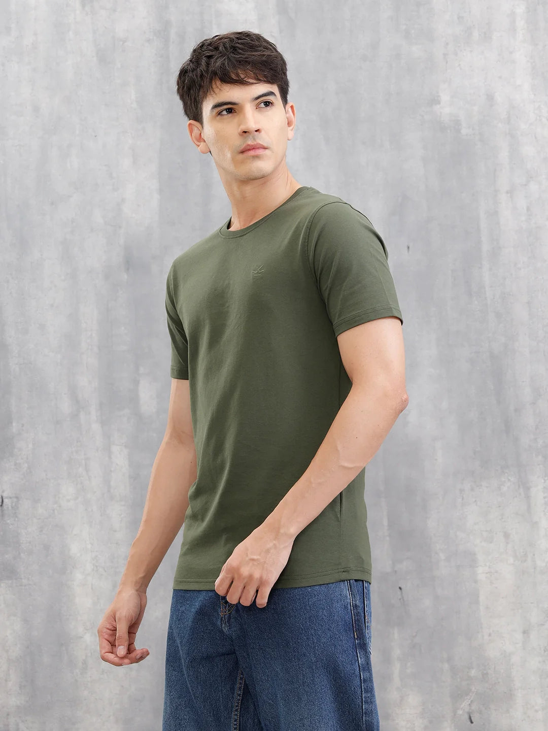Solid Slim Fit T-Shirt | Olive