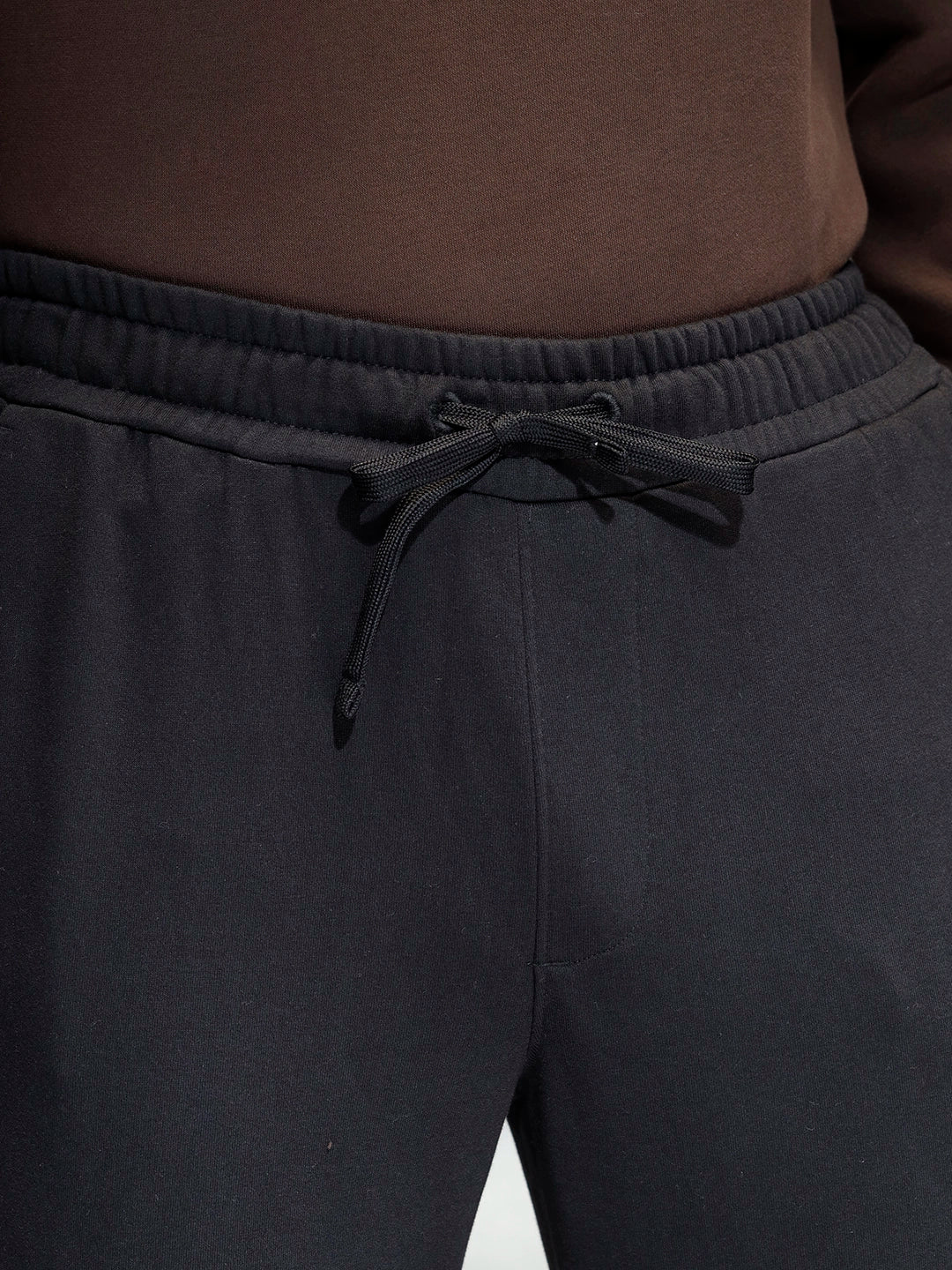 Men's casual straight fit knitted jogger | Black