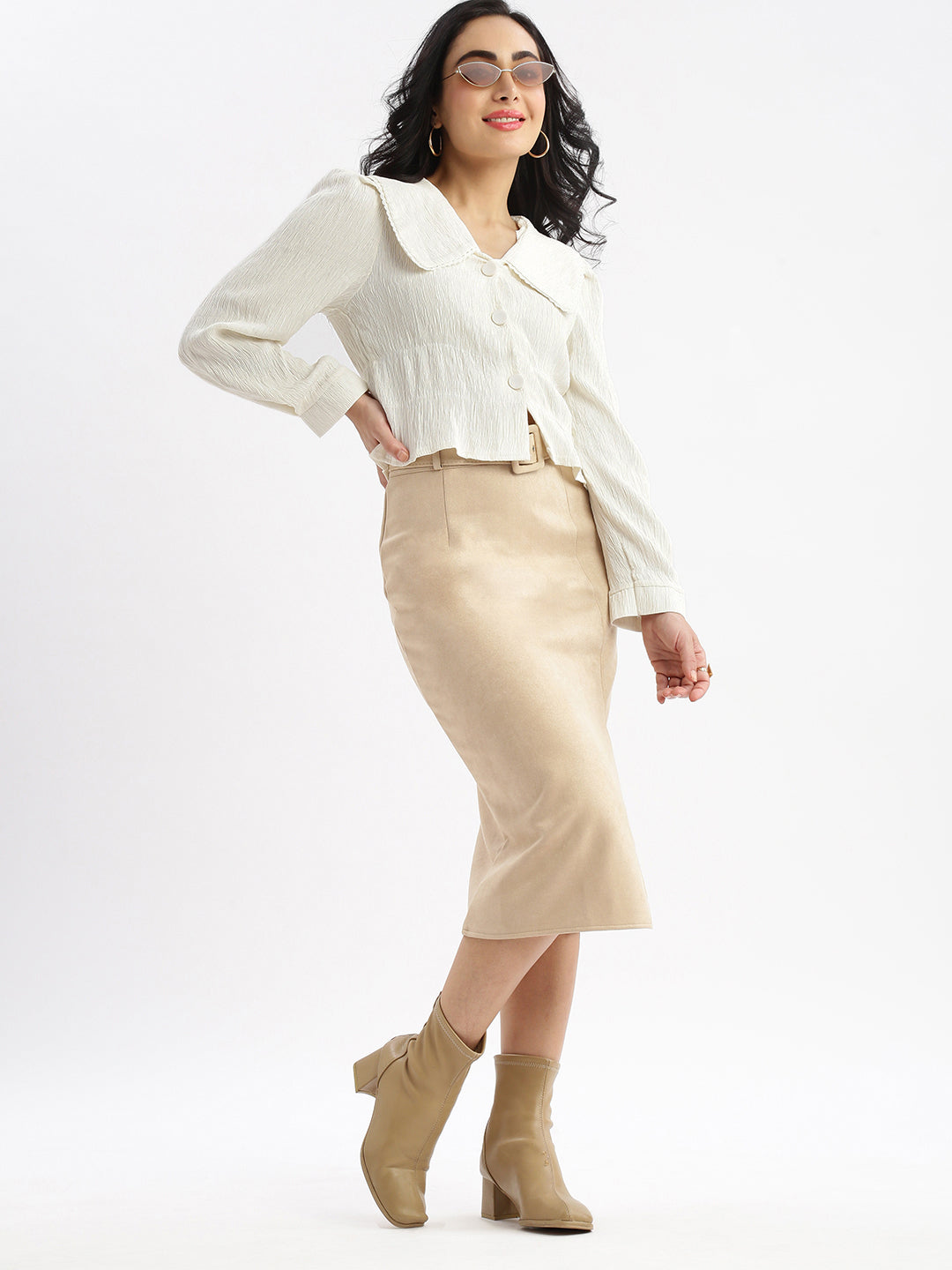 Women's Cream Horizontal Striped Knits Round Neck Acrylic Top