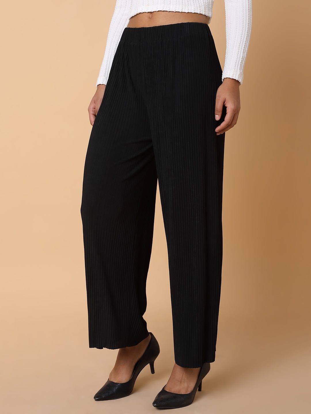 Women's Black Comfort Mid-Rise Flared Trousers